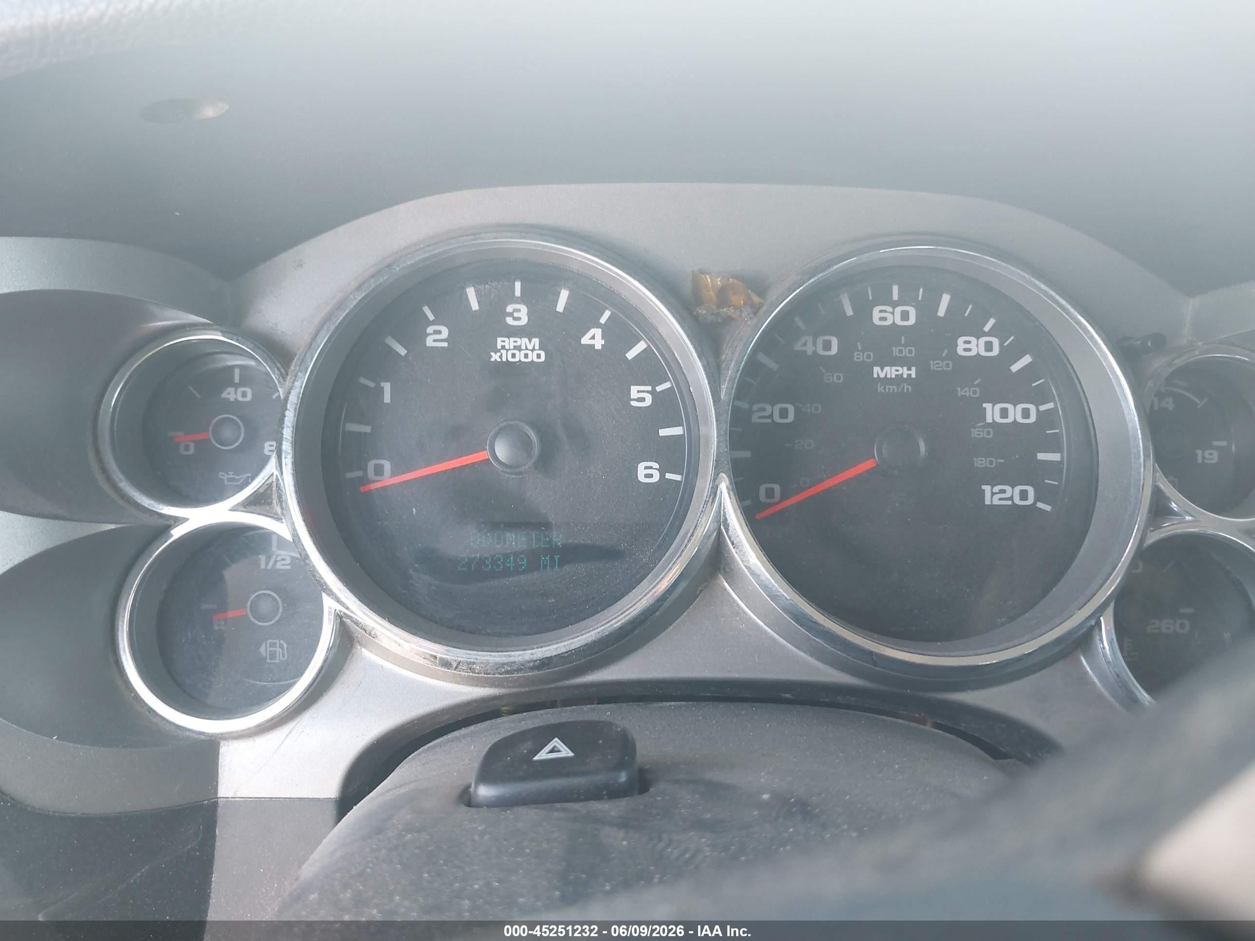 2011 Chevrolet Silverado 1500 Lt Белый vin: 3GCPKSE30BG207042