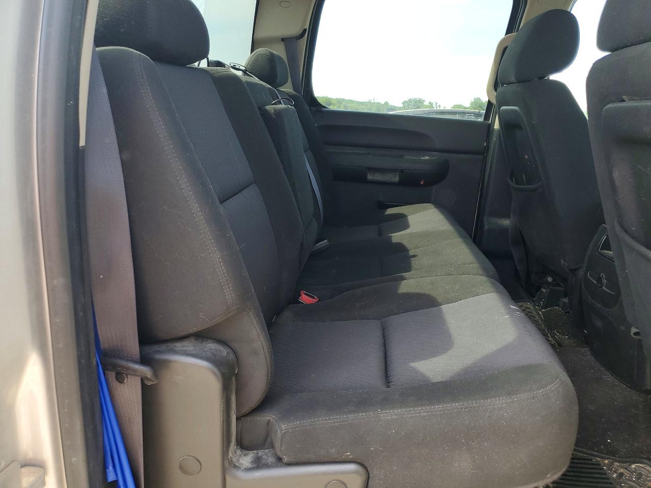 2011 Chevrolet Silverado K1500 Lt Silver vin: 3GCPKSE30BG221927