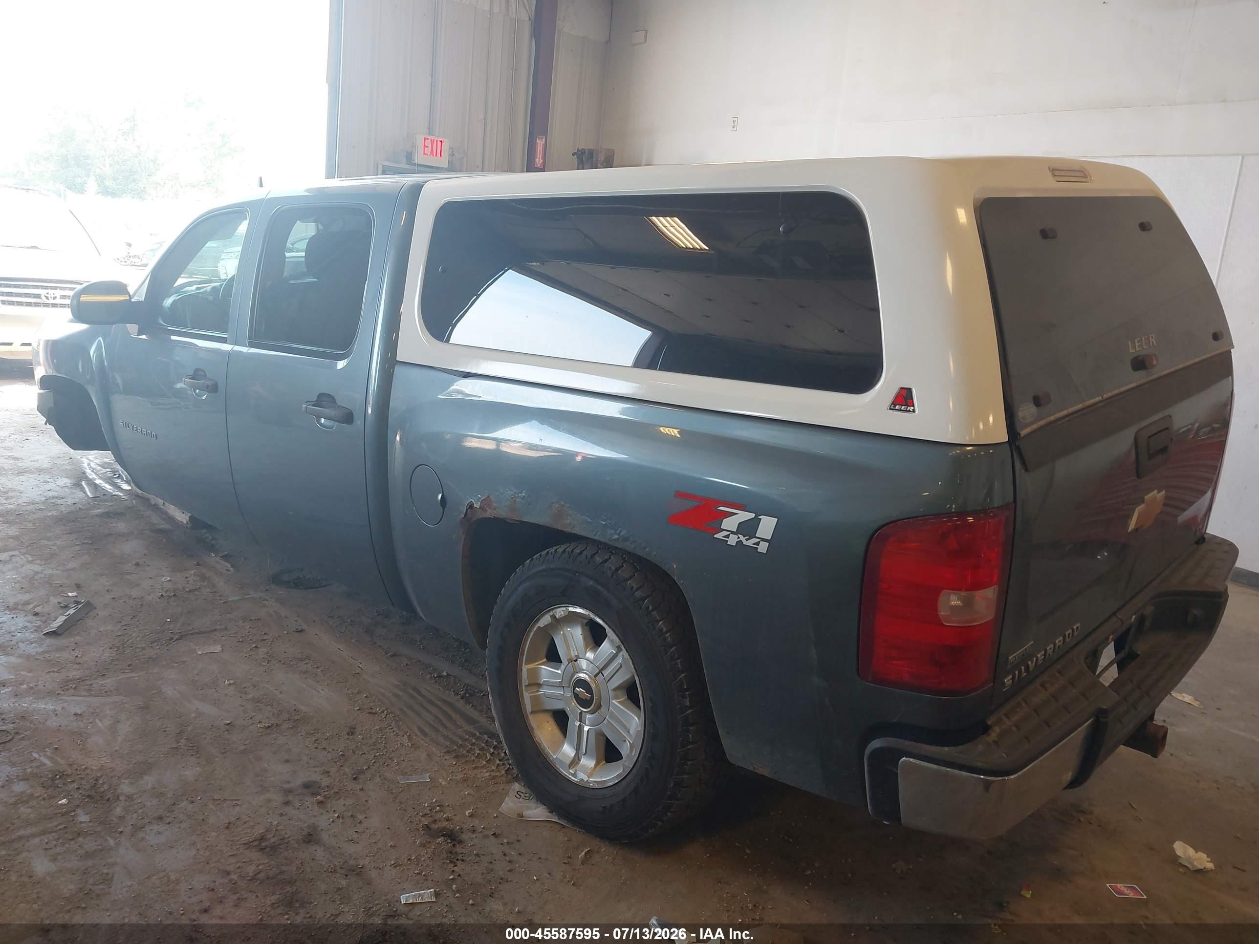 2011 Chevrolet Silverado 1500 Lt Blue vin: 3GCPKSE30BG306802