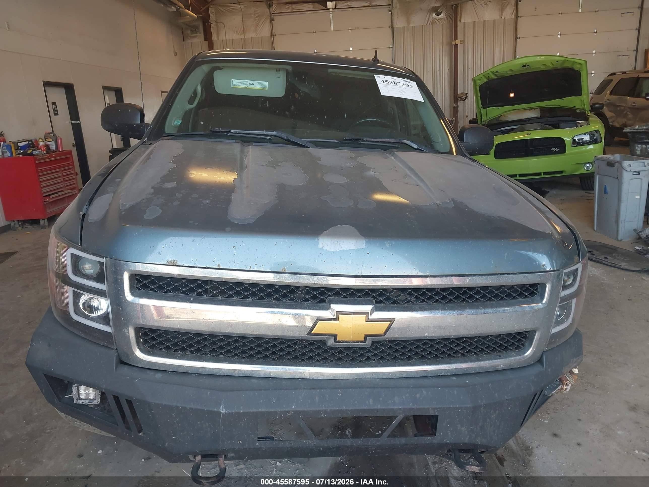 2011 Chevrolet Silverado 1500 Lt Blue vin: 3GCPKSE30BG306802