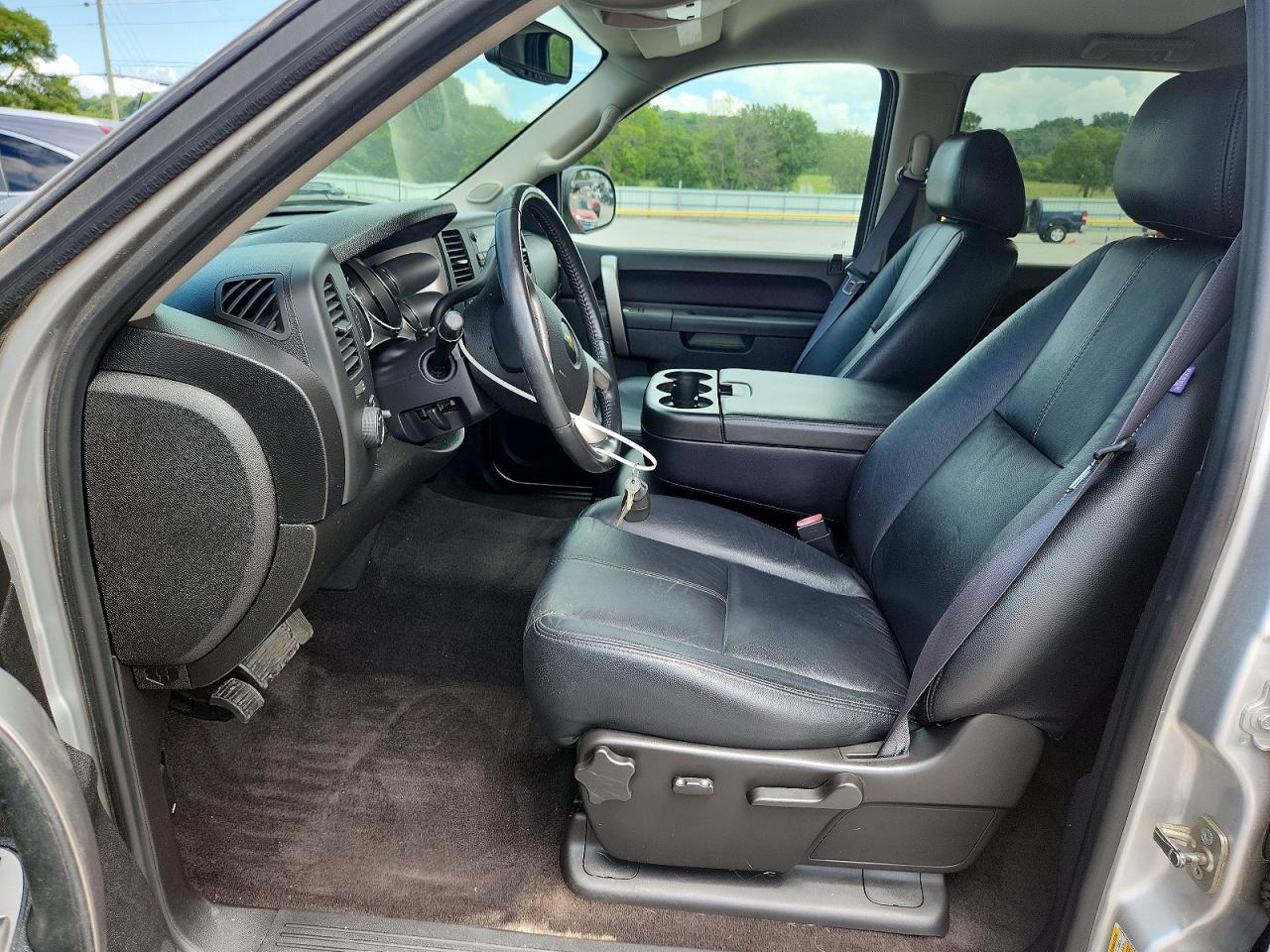 2011 Chevrolet Silverado K1500 Lt Silver vin: 3GCPKSE30BG383380