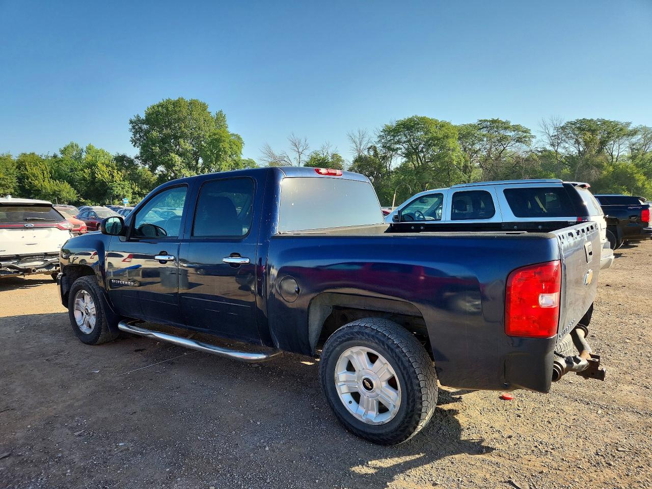 2011 Chevrolet Silverado K1500 Lt Blue vin: 3GCPKSE32BG156224