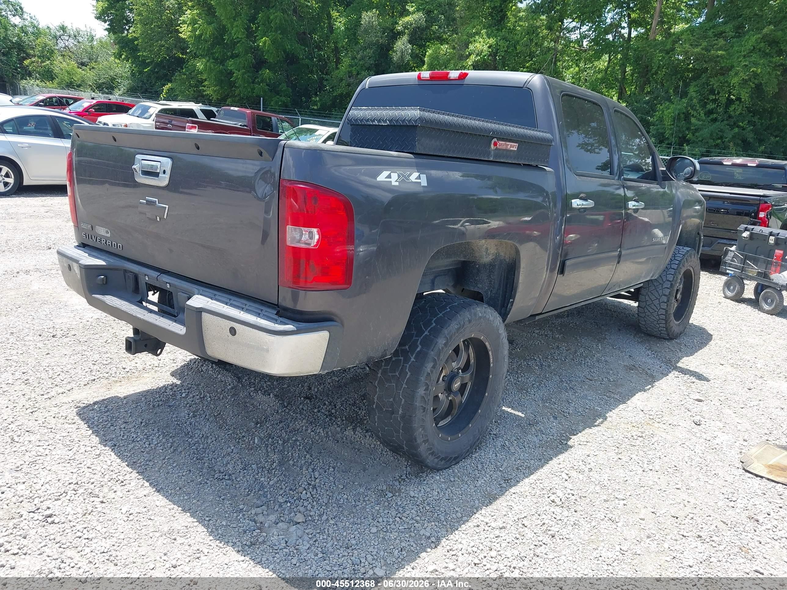 2011 Chevrolet Silverado 1500 Lt Gray vin: 3GCPKSE32BG177462