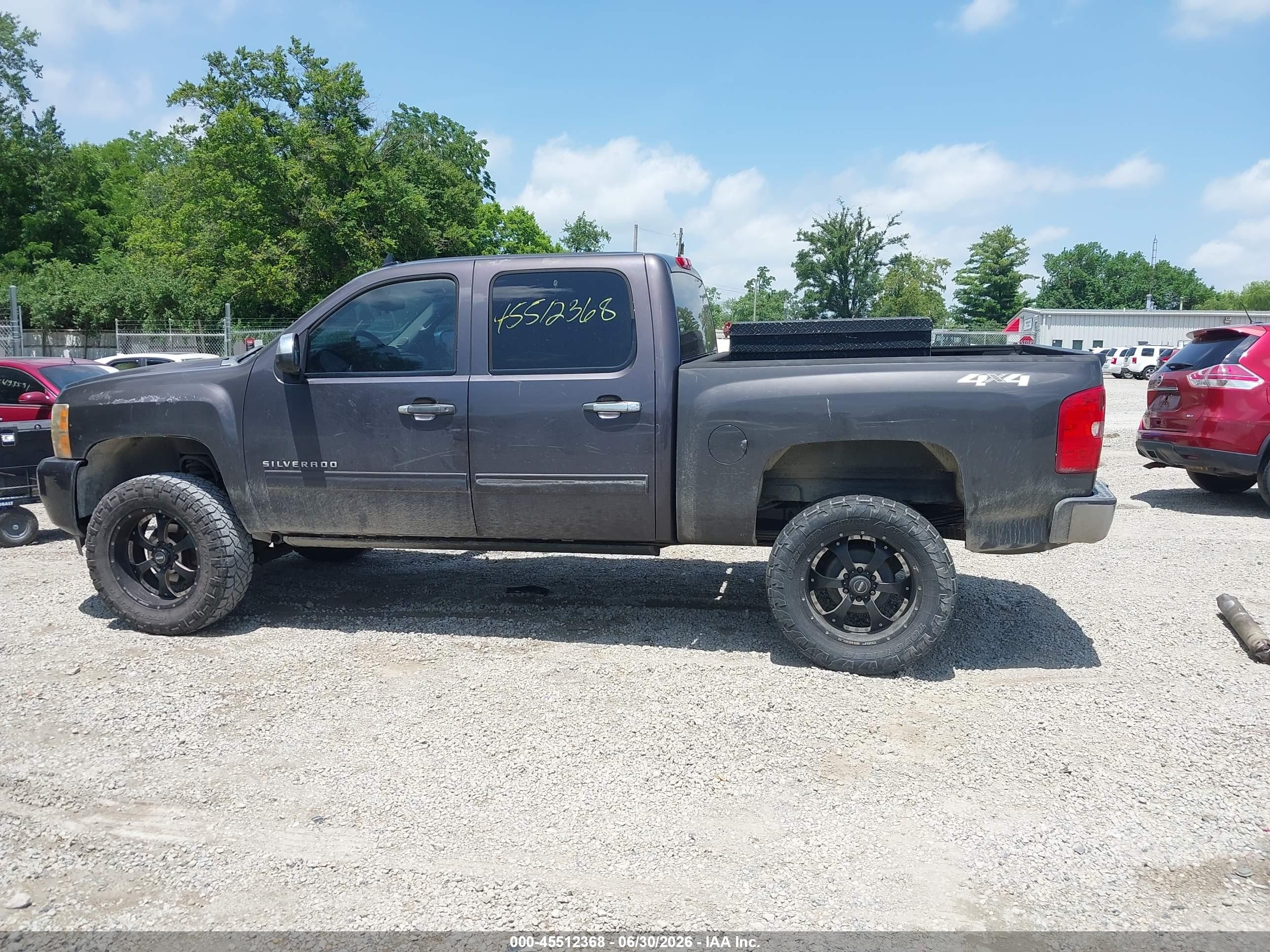 2011 Chevrolet Silverado 1500 Lt Gray vin: 3GCPKSE32BG177462