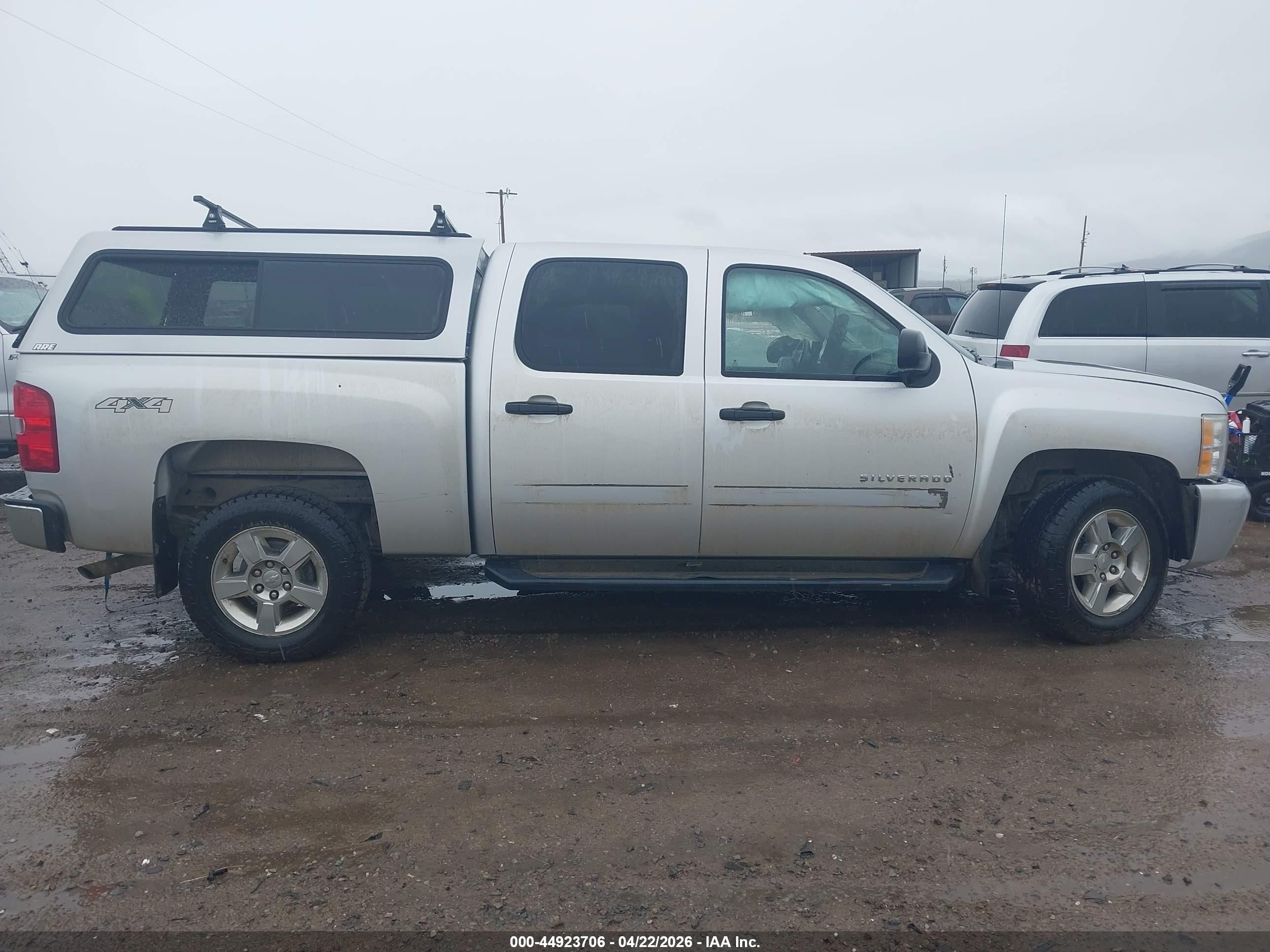 2011 Chevrolet Silverado 1500 Lt Silver vin: 3GCPKSE32BG204191