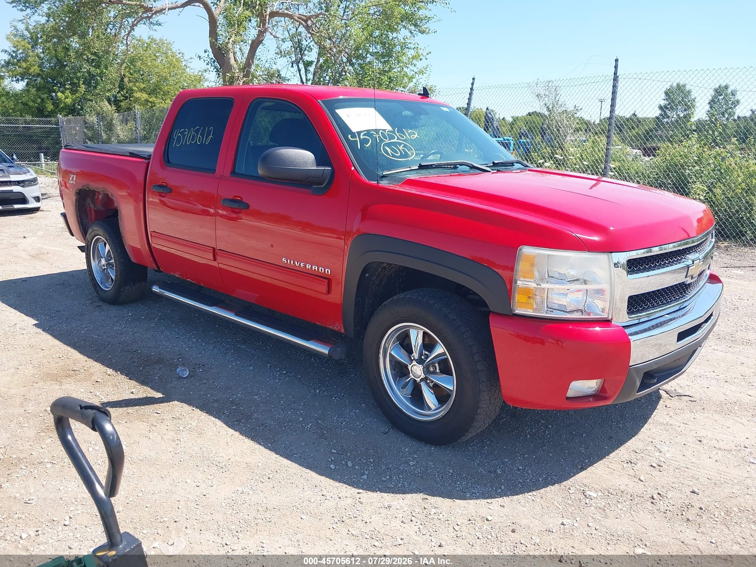 2011 Chevrolet Silverado 1500 Lt Red vin: 3GCPKSE32BG324623