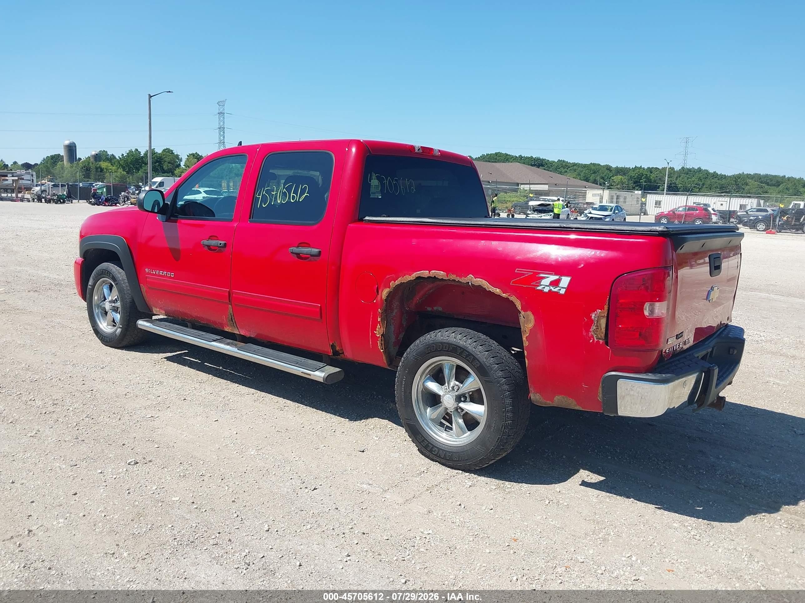 2011 Chevrolet Silverado 1500 Lt Red vin: 3GCPKSE32BG324623