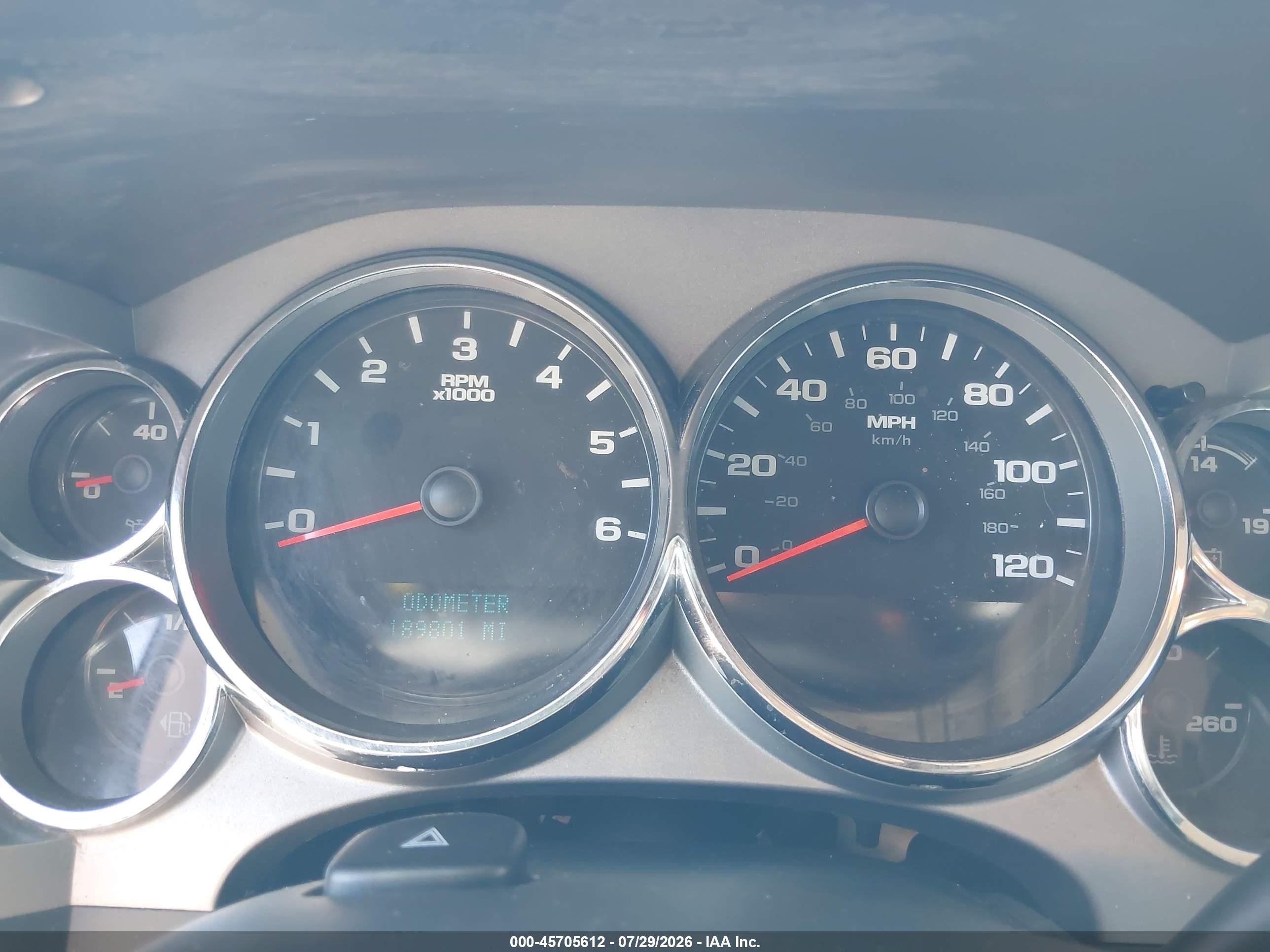 2011 Chevrolet Silverado 1500 Lt Red vin: 3GCPKSE32BG324623