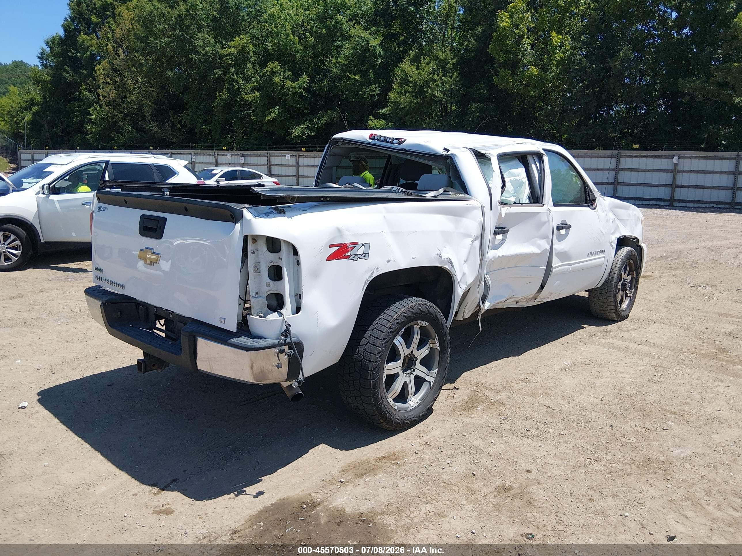 2011 Chevrolet Silverado 1500 Lt White vin: 3GCPKSE32BG368556