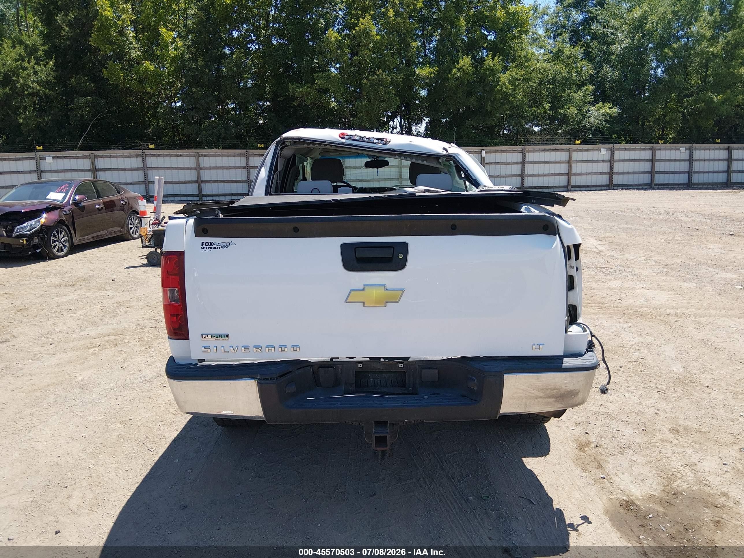2011 Chevrolet Silverado 1500 Lt White vin: 3GCPKSE32BG368556