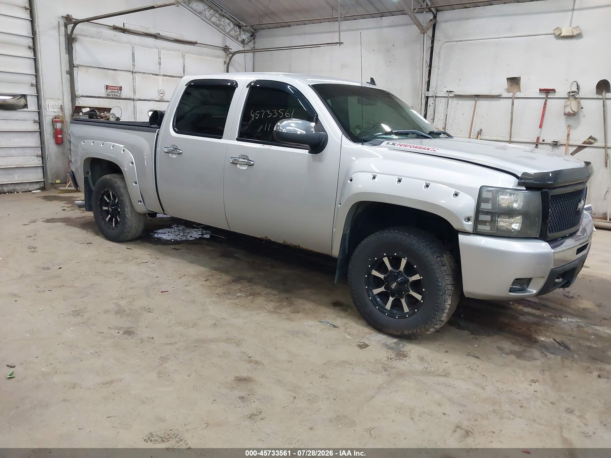 2011 Chevrolet Silverado 1500 Lt Silver vin: 3GCPKSE32BG405749