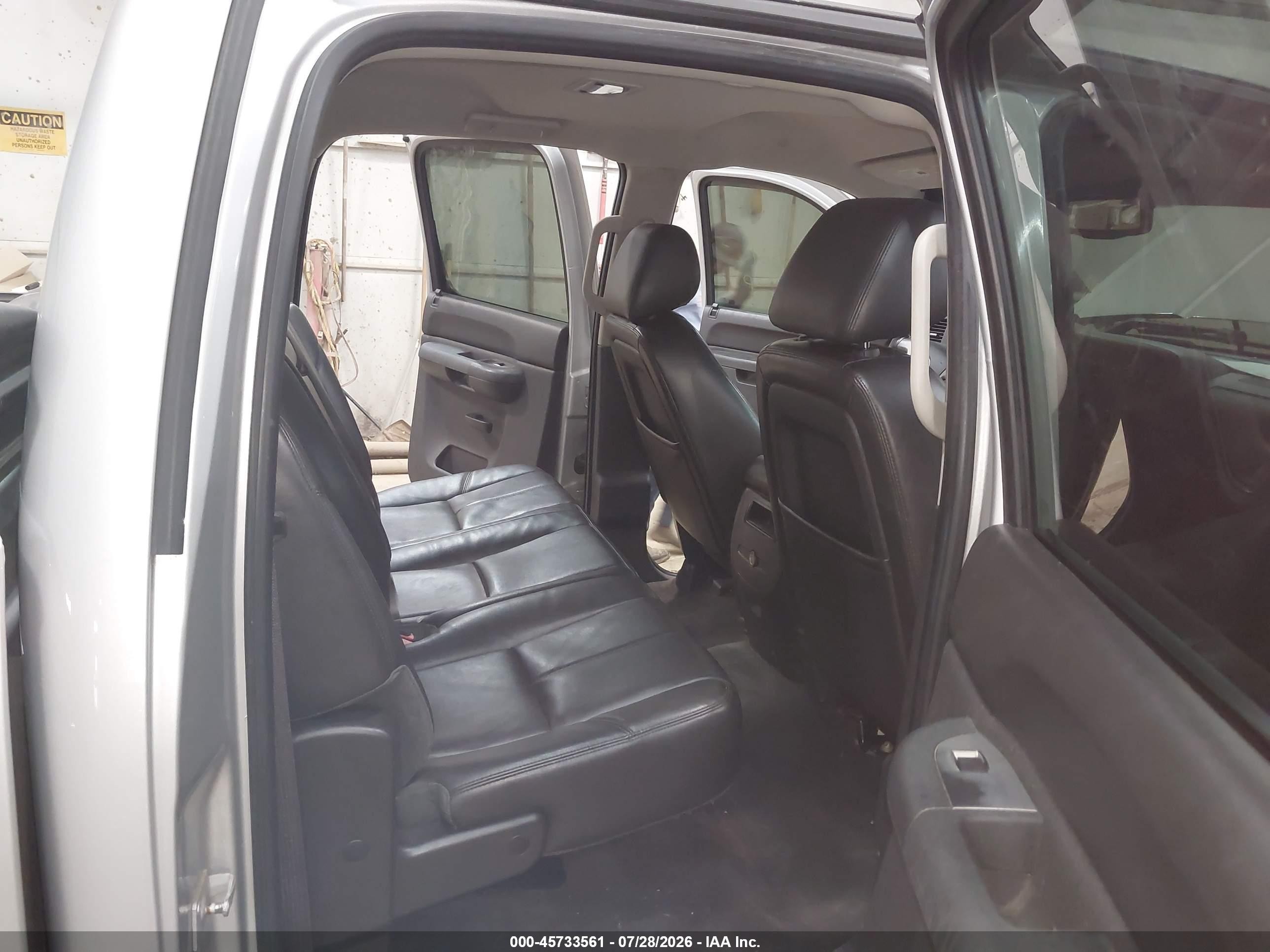 2011 Chevrolet Silverado 1500 Lt Серебряный vin: 3GCPKSE32BG405749