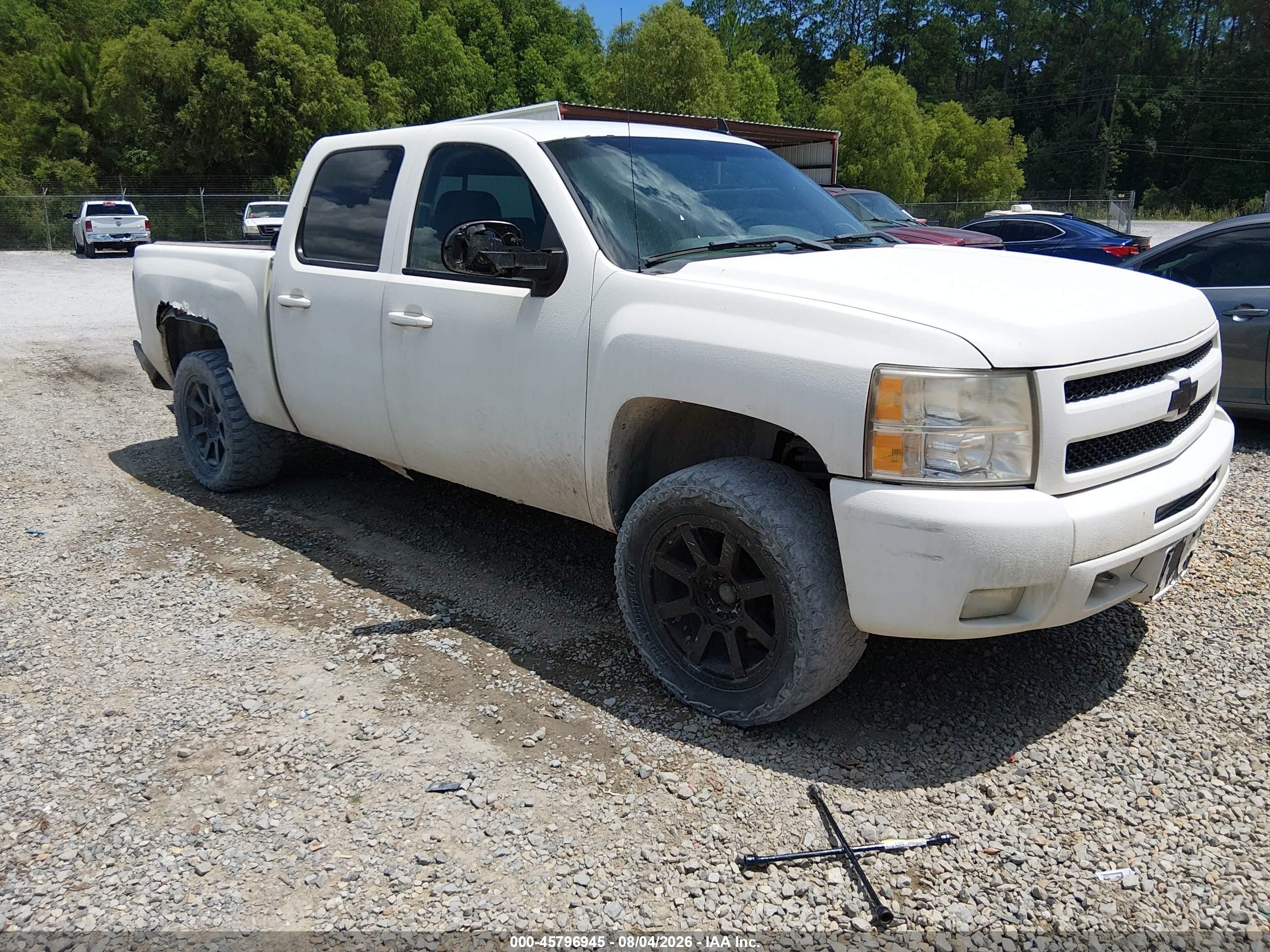 2011 Chevrolet Silverado 1500 Lt White vin: 3GCPKSE33BG213353
