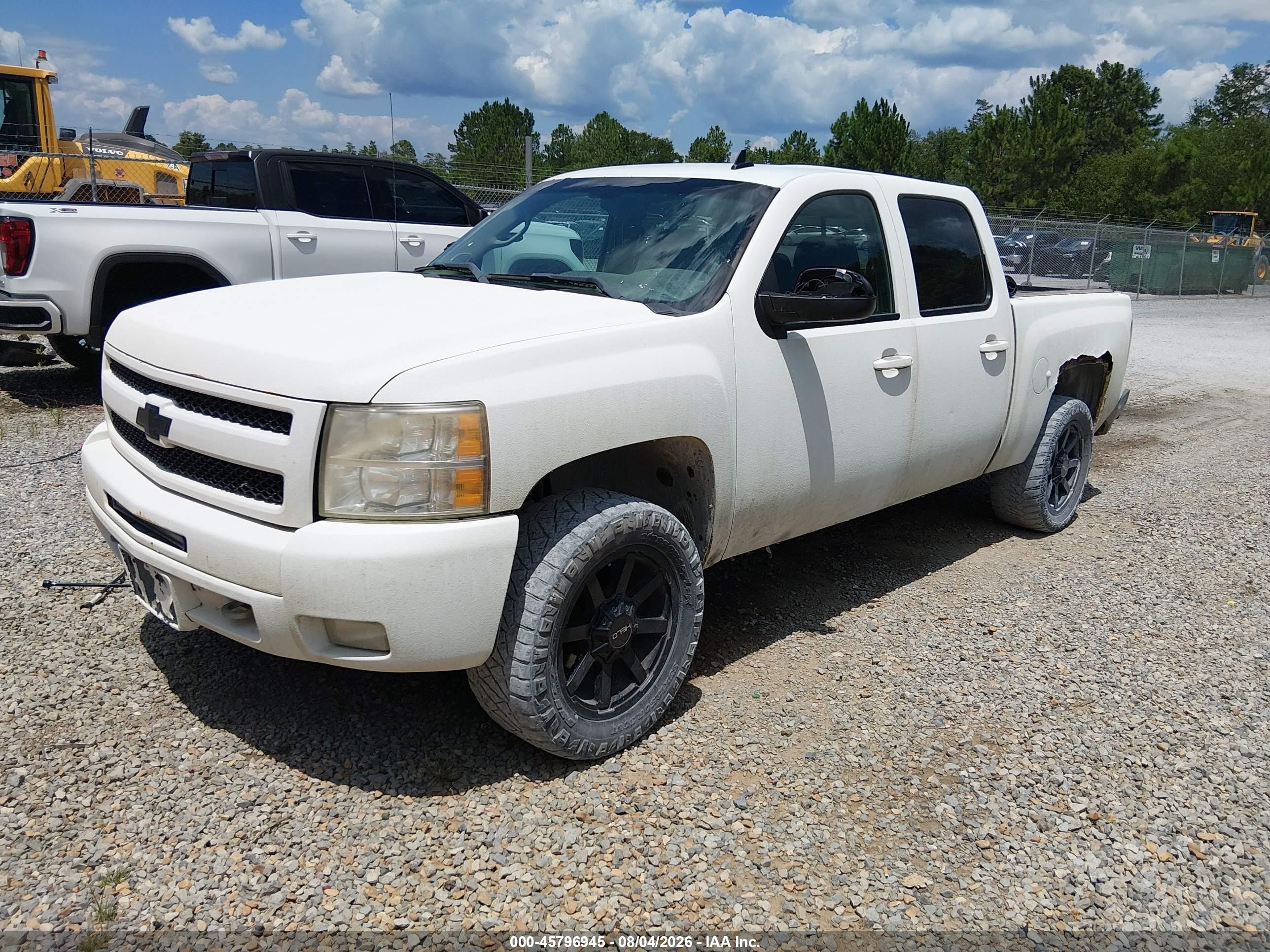 2011 Chevrolet Silverado 1500 Lt Белый vin: 3GCPKSE33BG213353