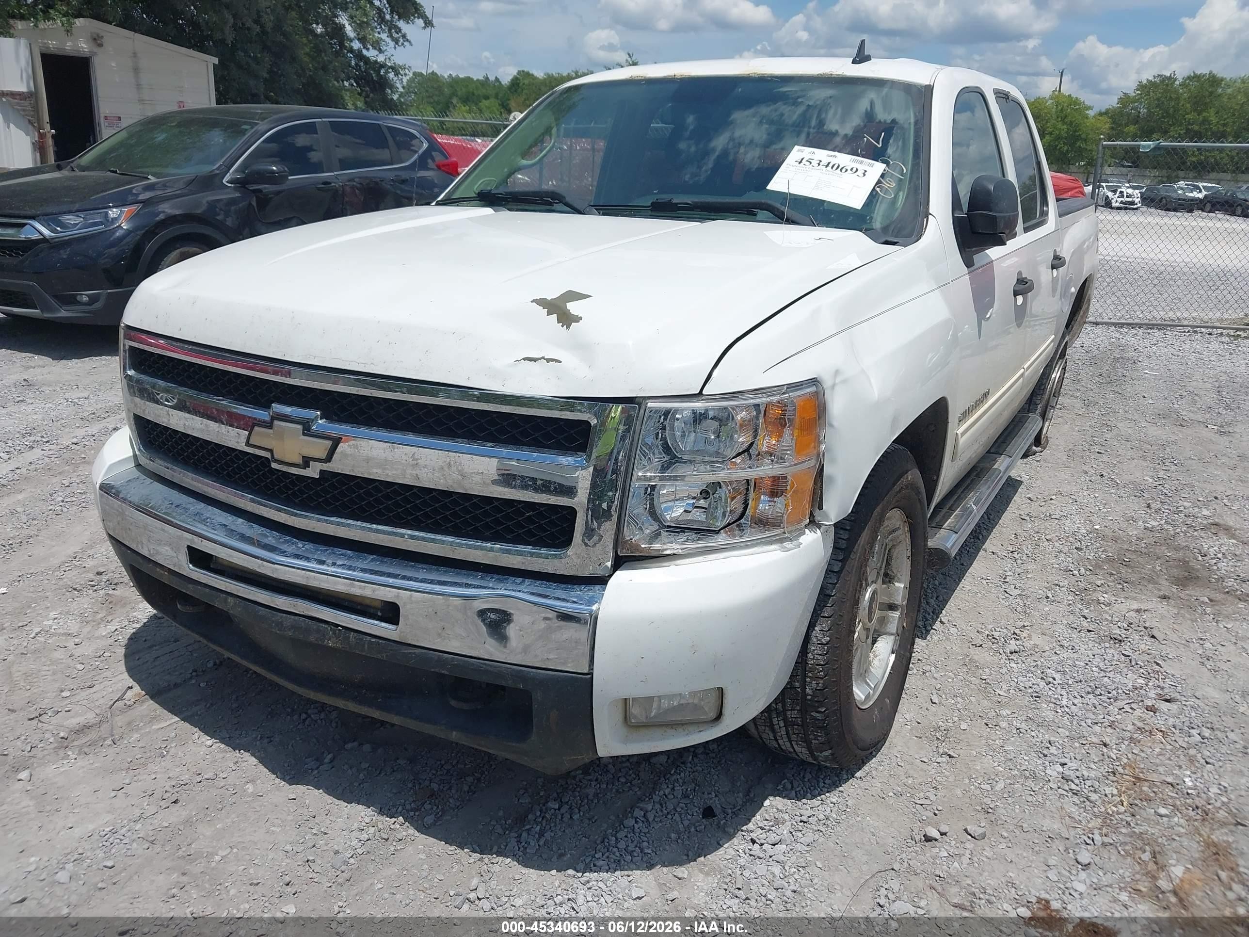 2011 Chevrolet Silverado 1500 Lt Белый vin: 3GCPKSE34BG218335