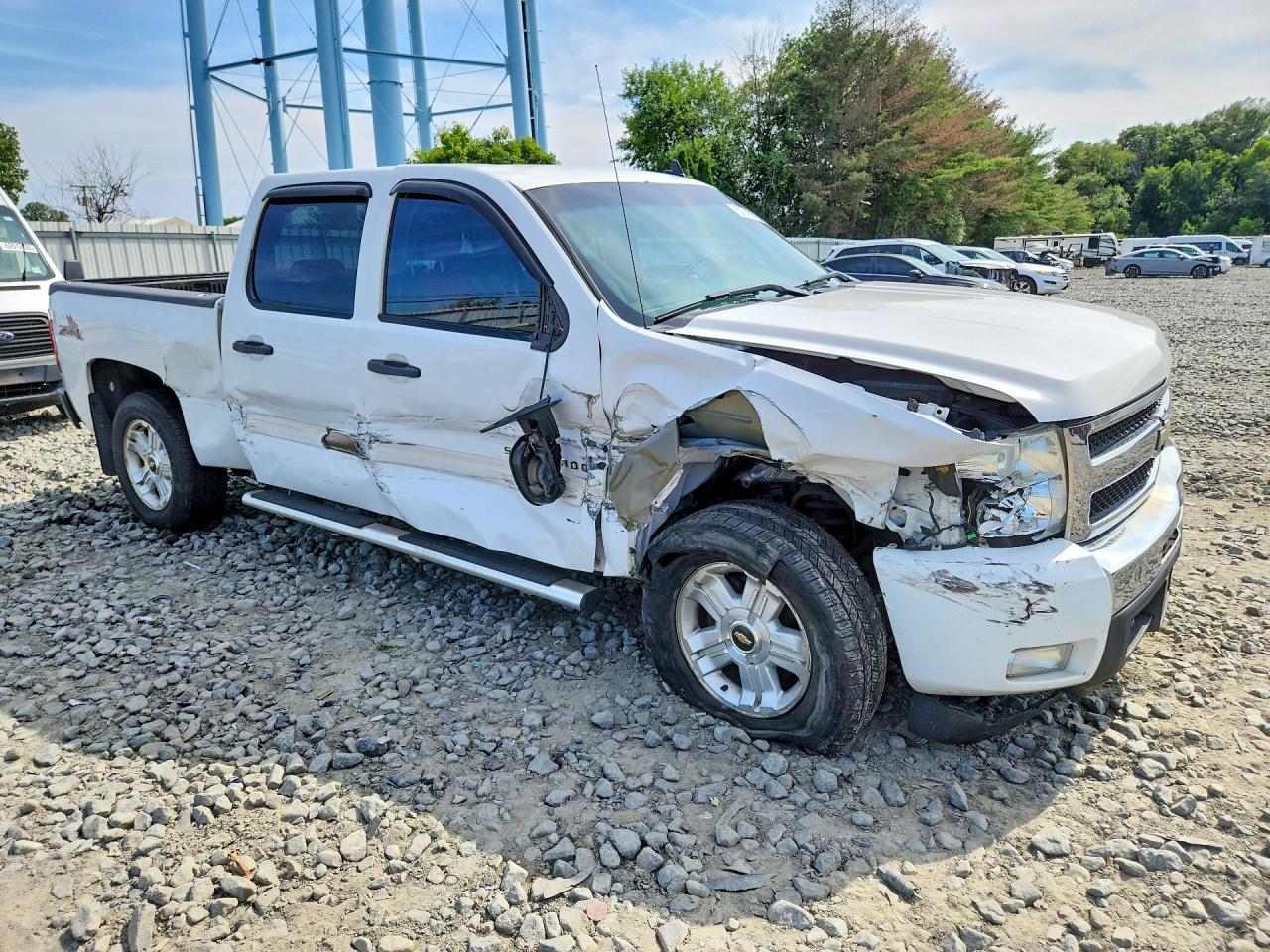 2011 Chevrolet Silverado K1500 Lt White vin: 3GCPKSE34BG238049