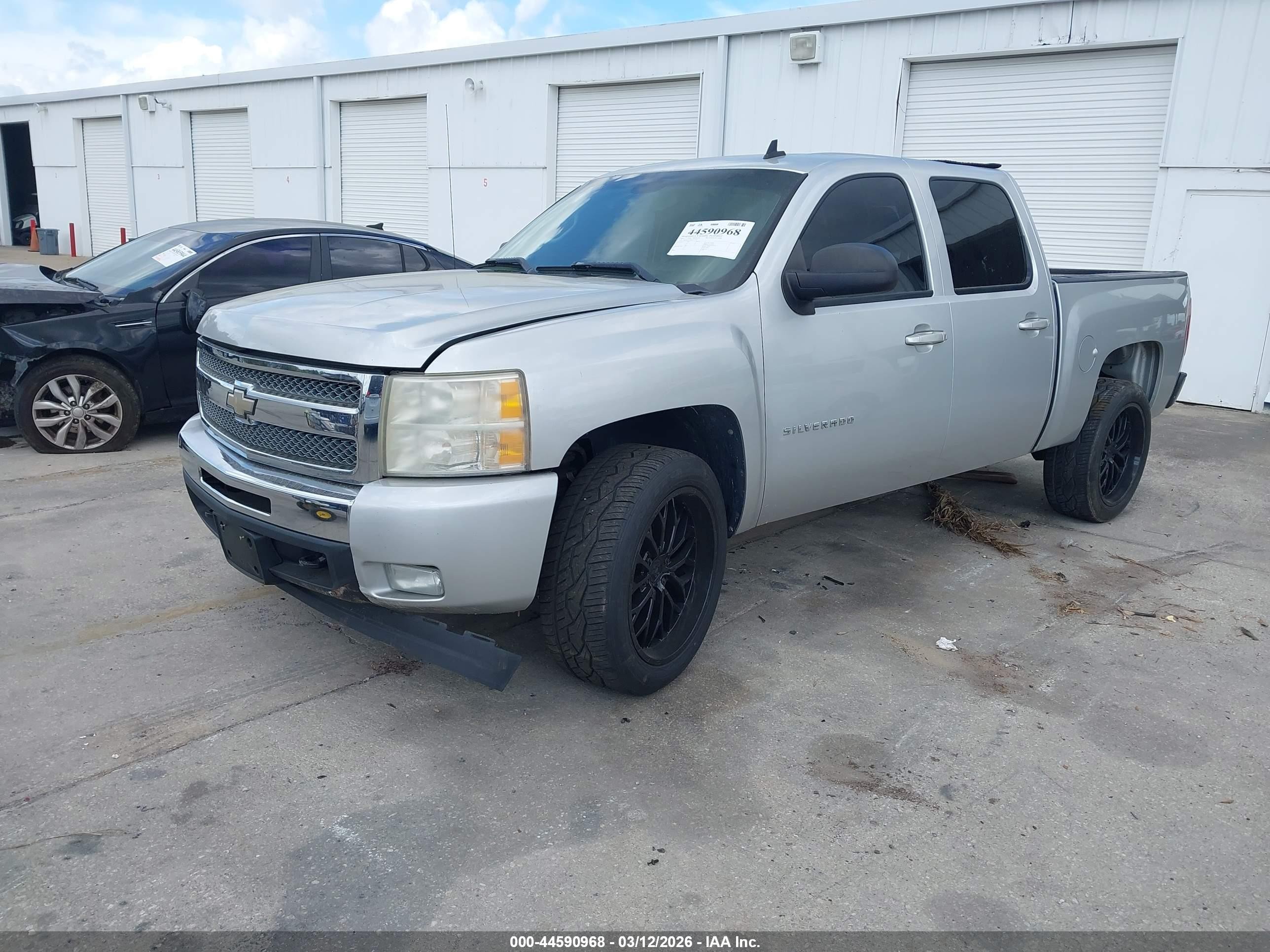 2011 Chevrolet Silverado 1500 Lt Белый vin: 3GCPKSE34BG251044