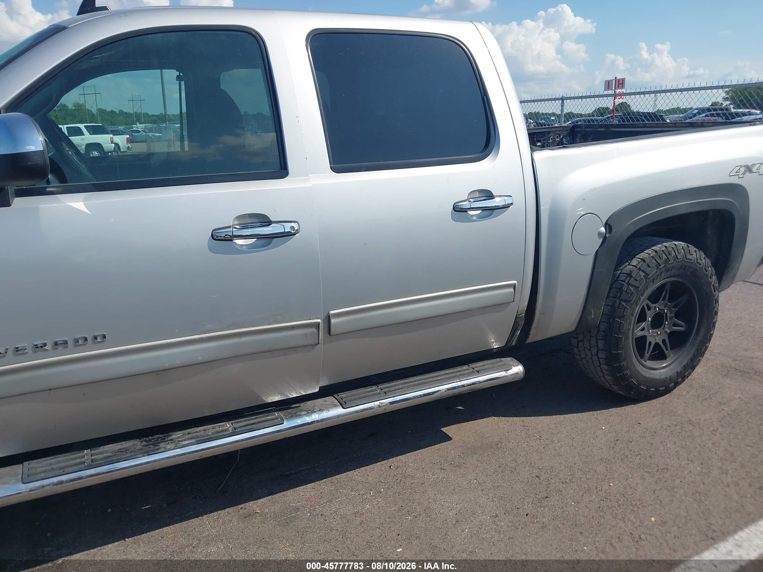 2011 Chevrolet Silverado 1500 Lt Silver vin: 3GCPKSE34BG292161