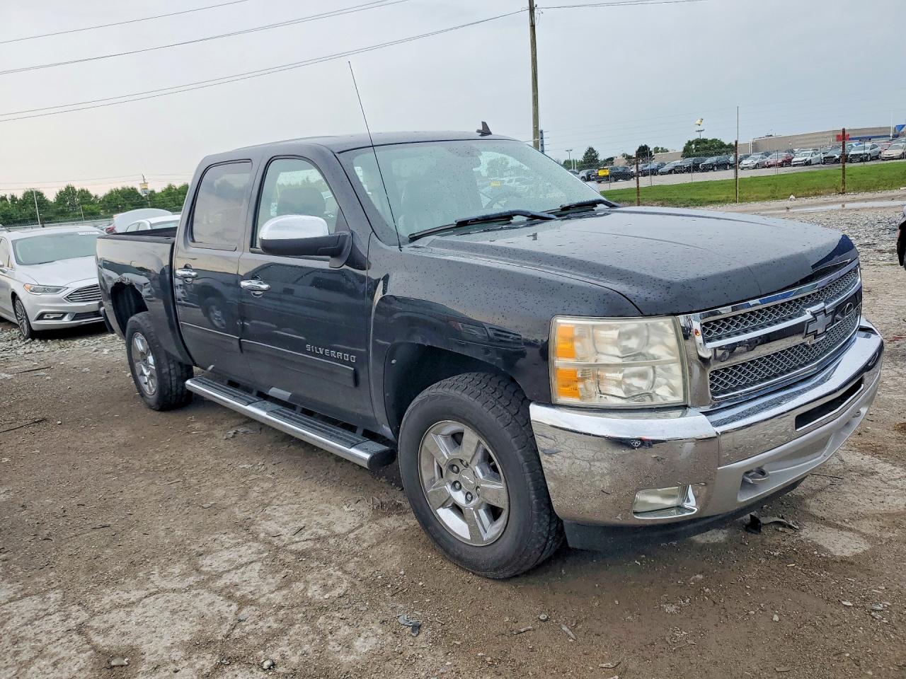 2011 Chevrolet Silverado K1500 Lt Black vin: 3GCPKSE34BG368798