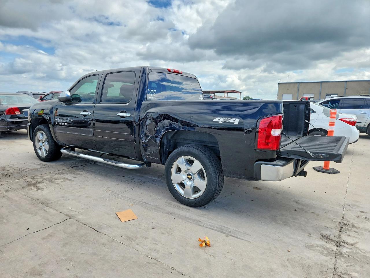 2011 Chevrolet Silverado K1500 Lt Black vin: 3GCPKSE35BG204413