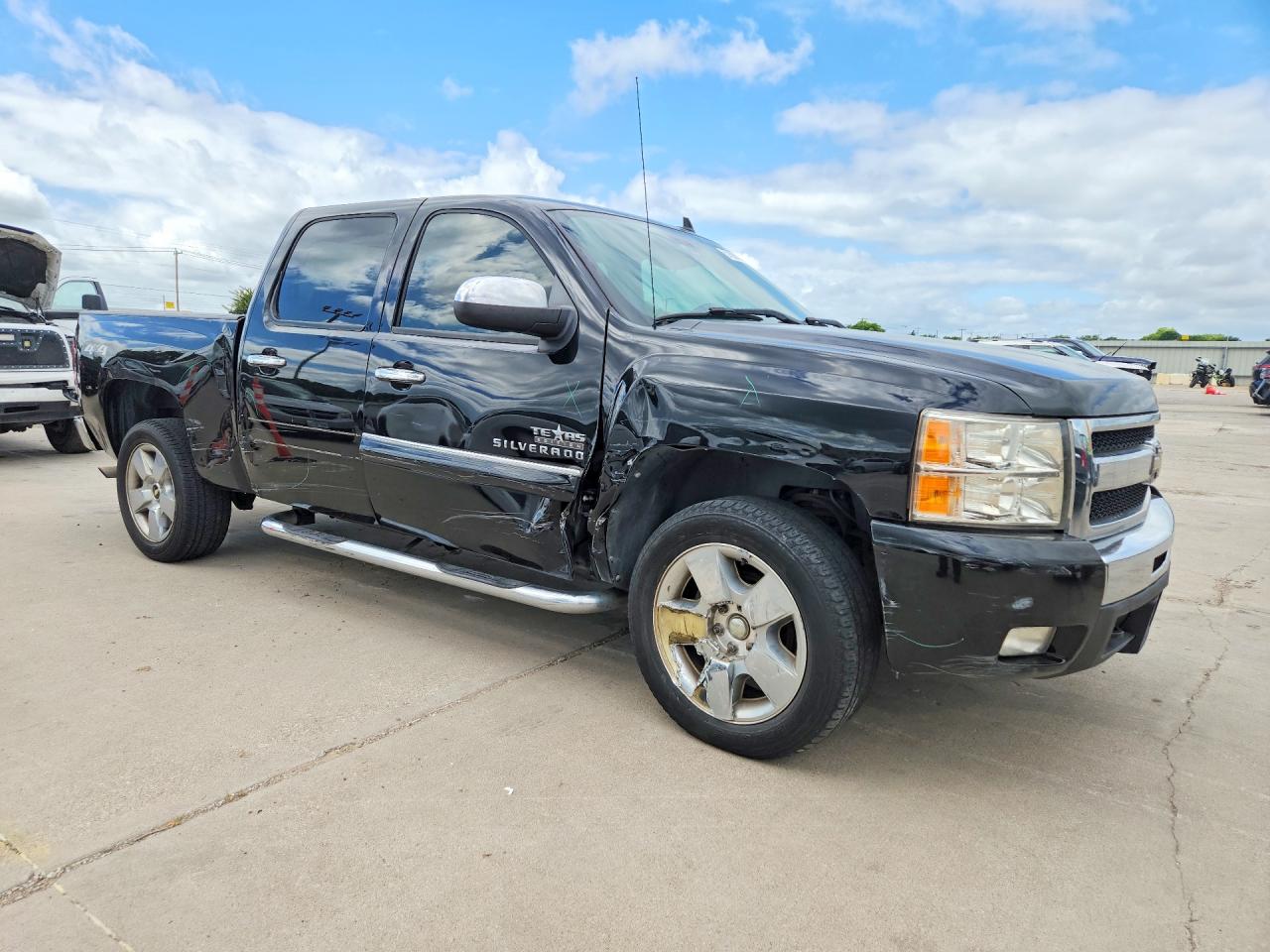 2011 Chevrolet Silverado K1500 Lt Black vin: 3GCPKSE35BG204413