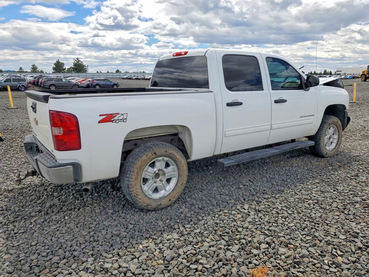 2011 Chevrolet Silverado K1500 Lt Белый vin: 3GCPKSE35BG336023