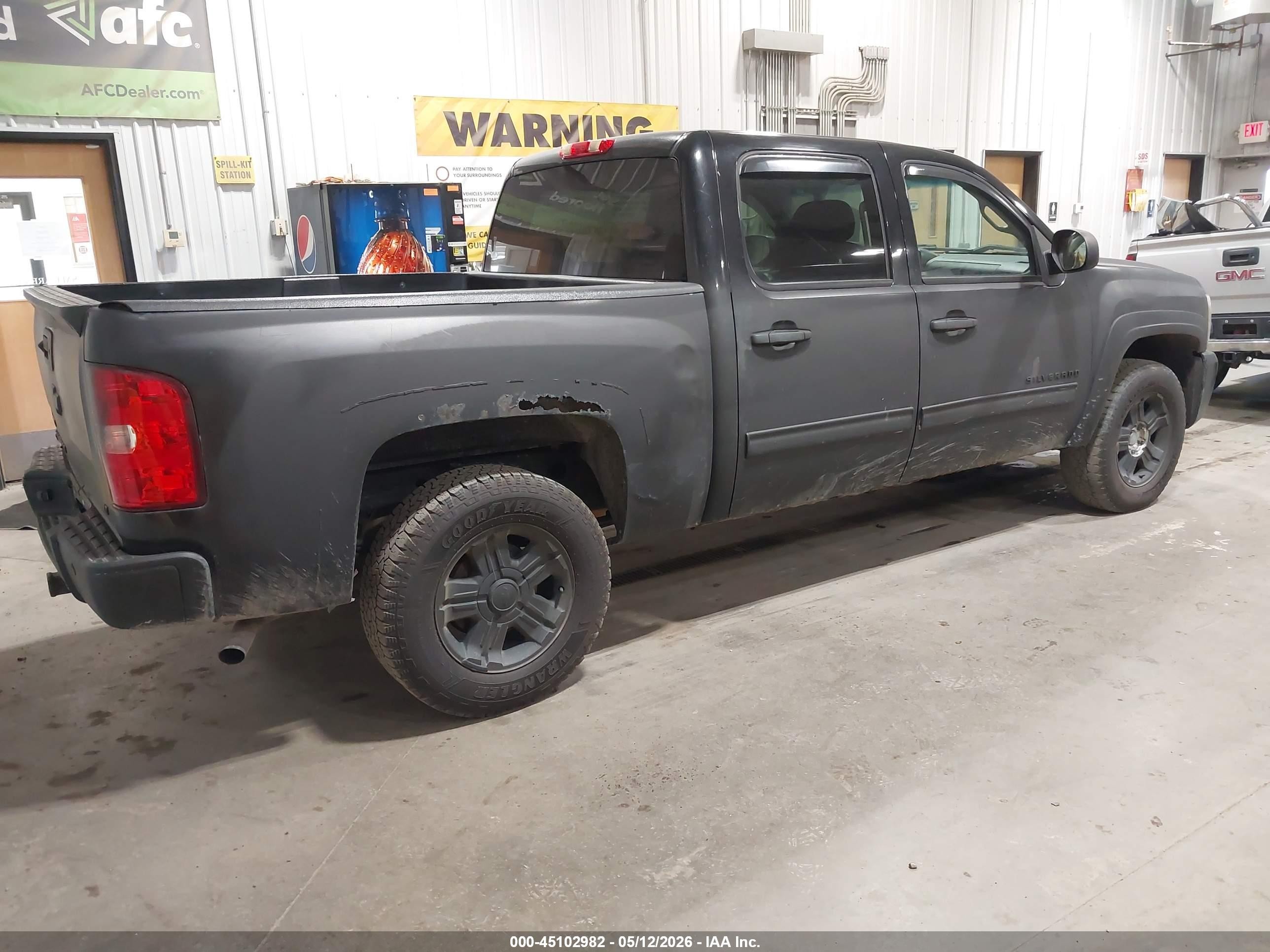 2011 Chevrolet Silverado 1500 Lt Black vin: 3GCPKSE35BG340167