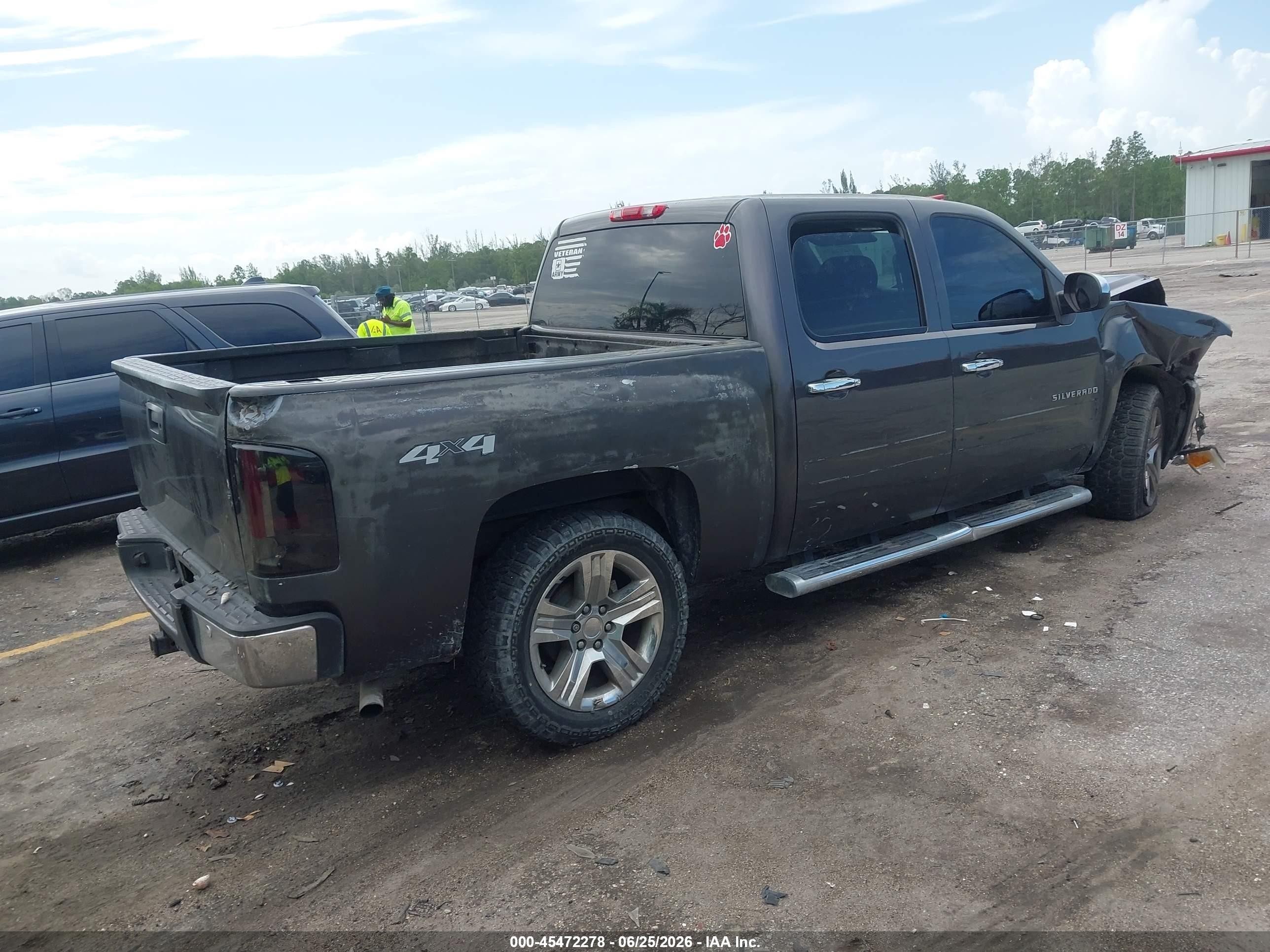 2011 Chevrolet Silverado 1500 Lt Gray vin: 3GCPKSE36BG240398