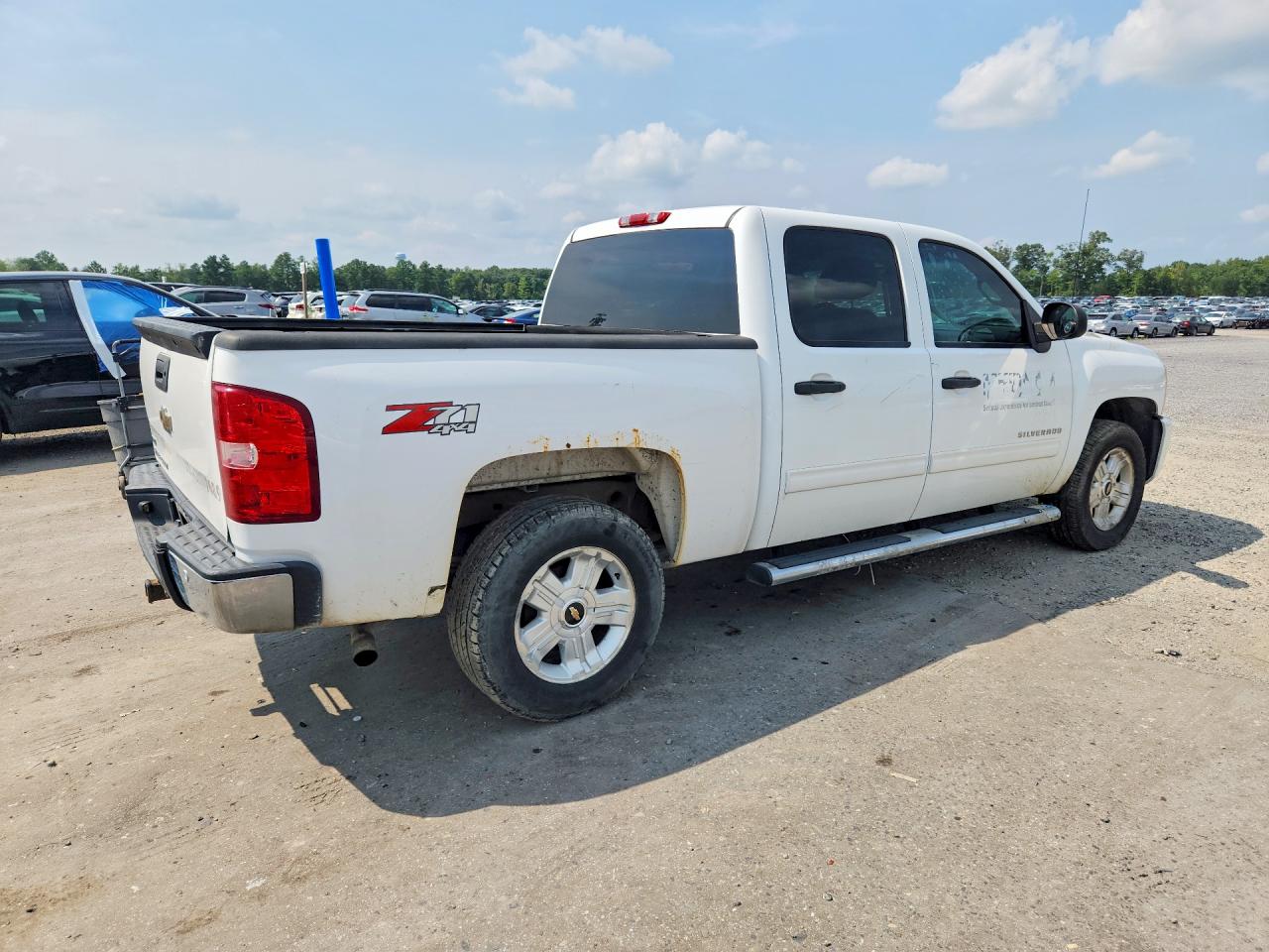 2011 Chevrolet Silverado K1500 Lt Белый vin: 3GCPKSE36BG251868