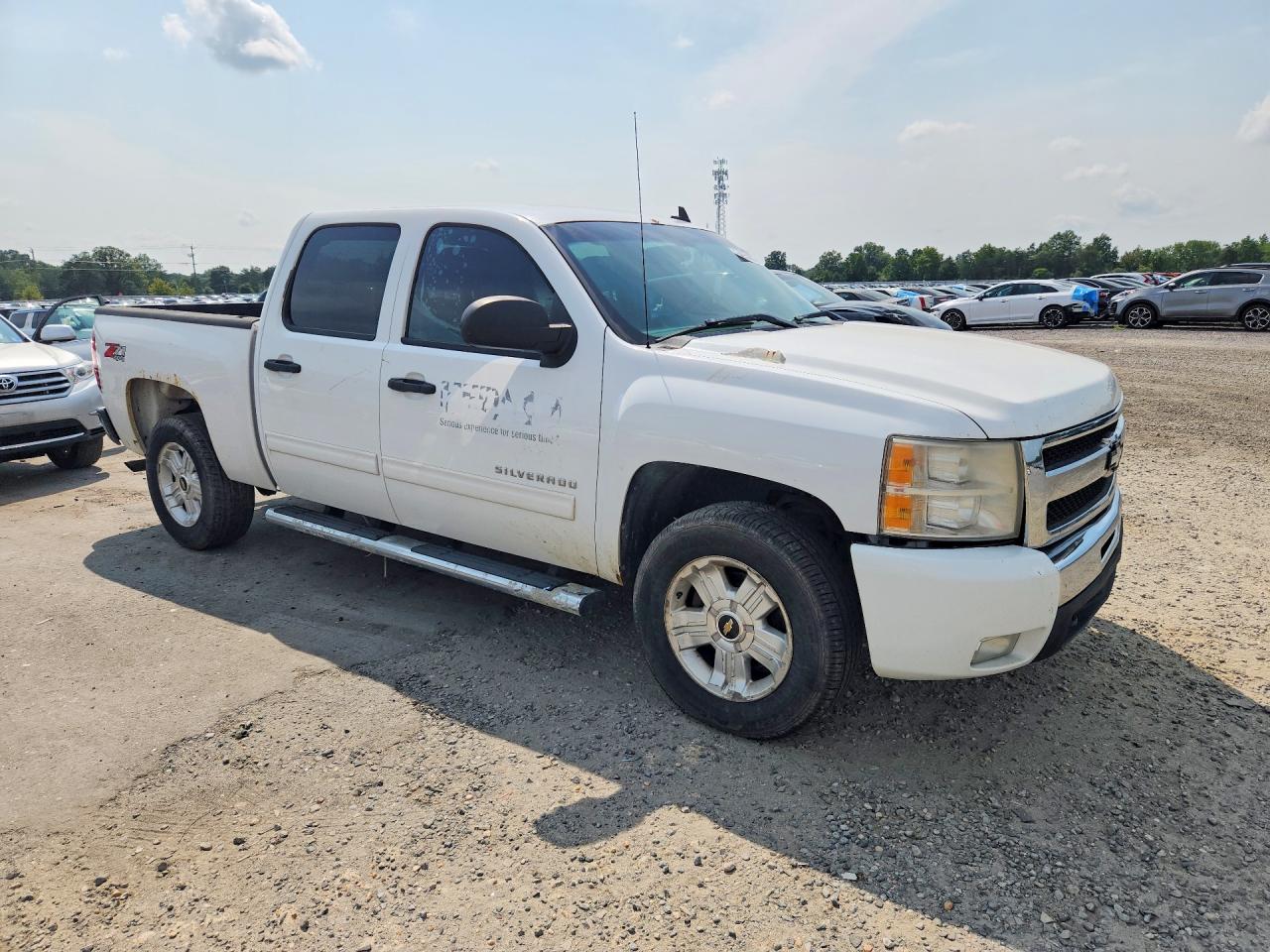 2011 Chevrolet Silverado K1500 Lt Белый vin: 3GCPKSE36BG251868
