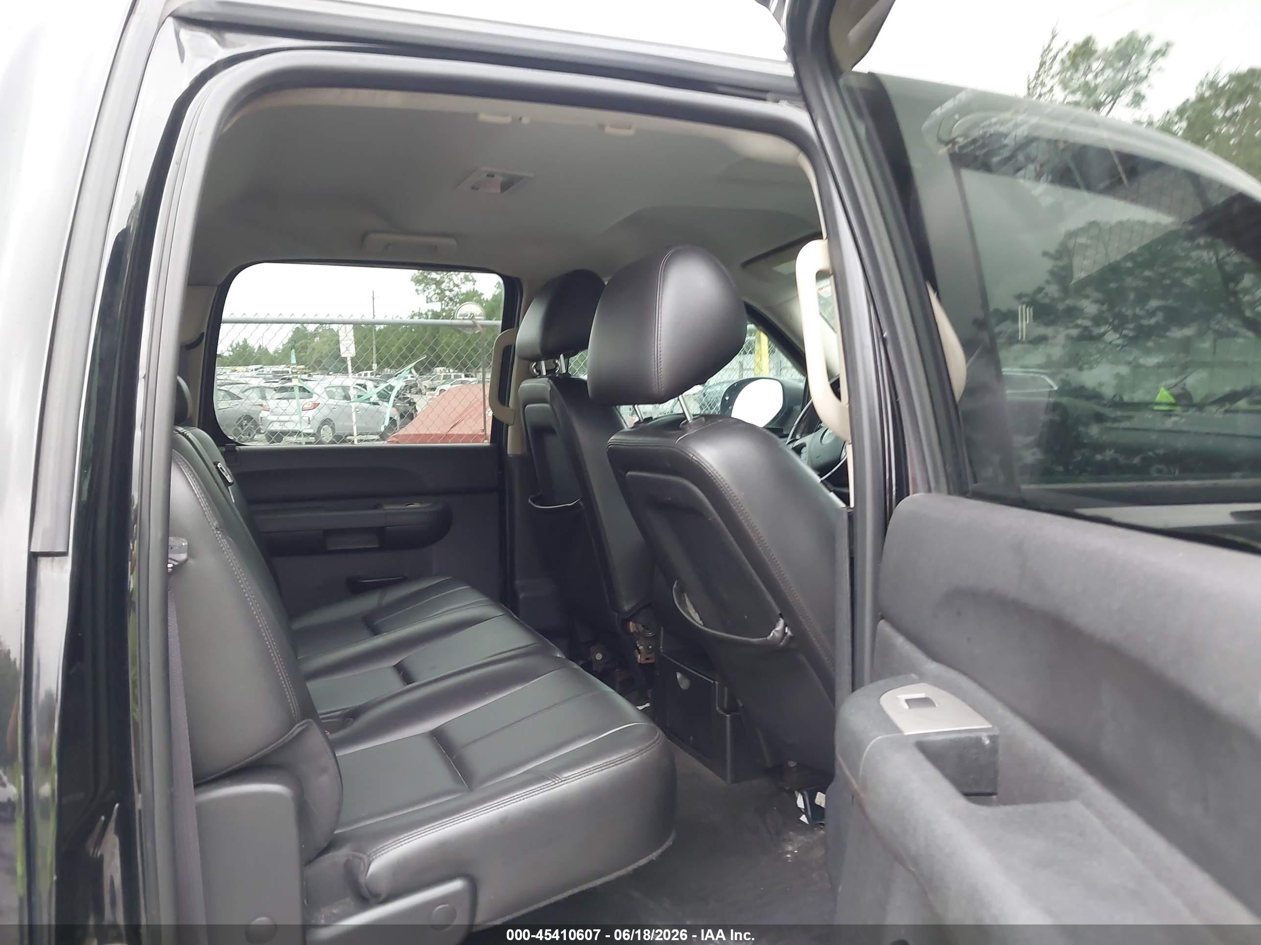 2011 Chevrolet Silverado 1500 Lt Black vin: 3GCPKSE36BG277029