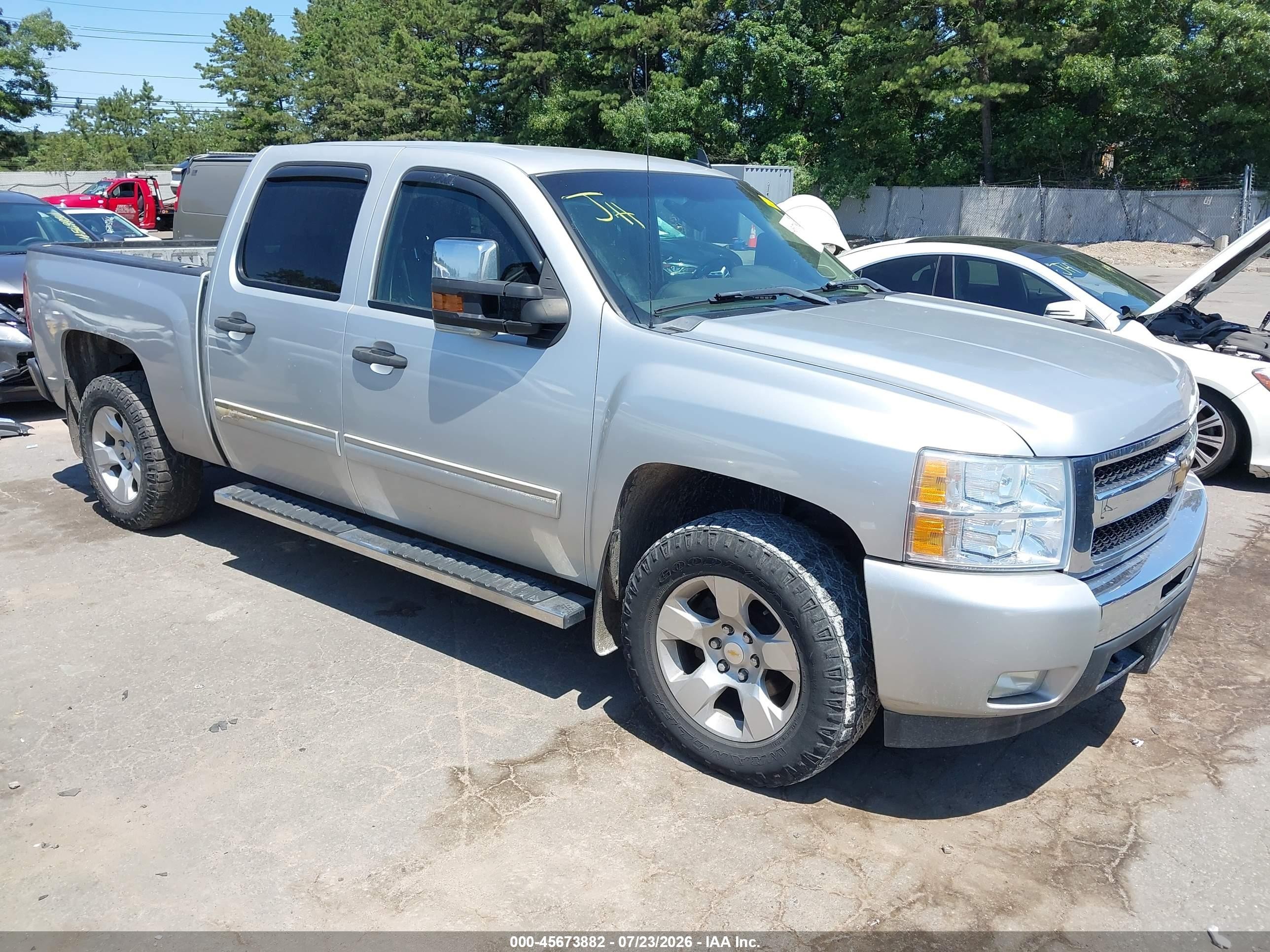 2011 Chevrolet Silverado 1500 Lt Silver vin: 3GCPKSE36BG367460