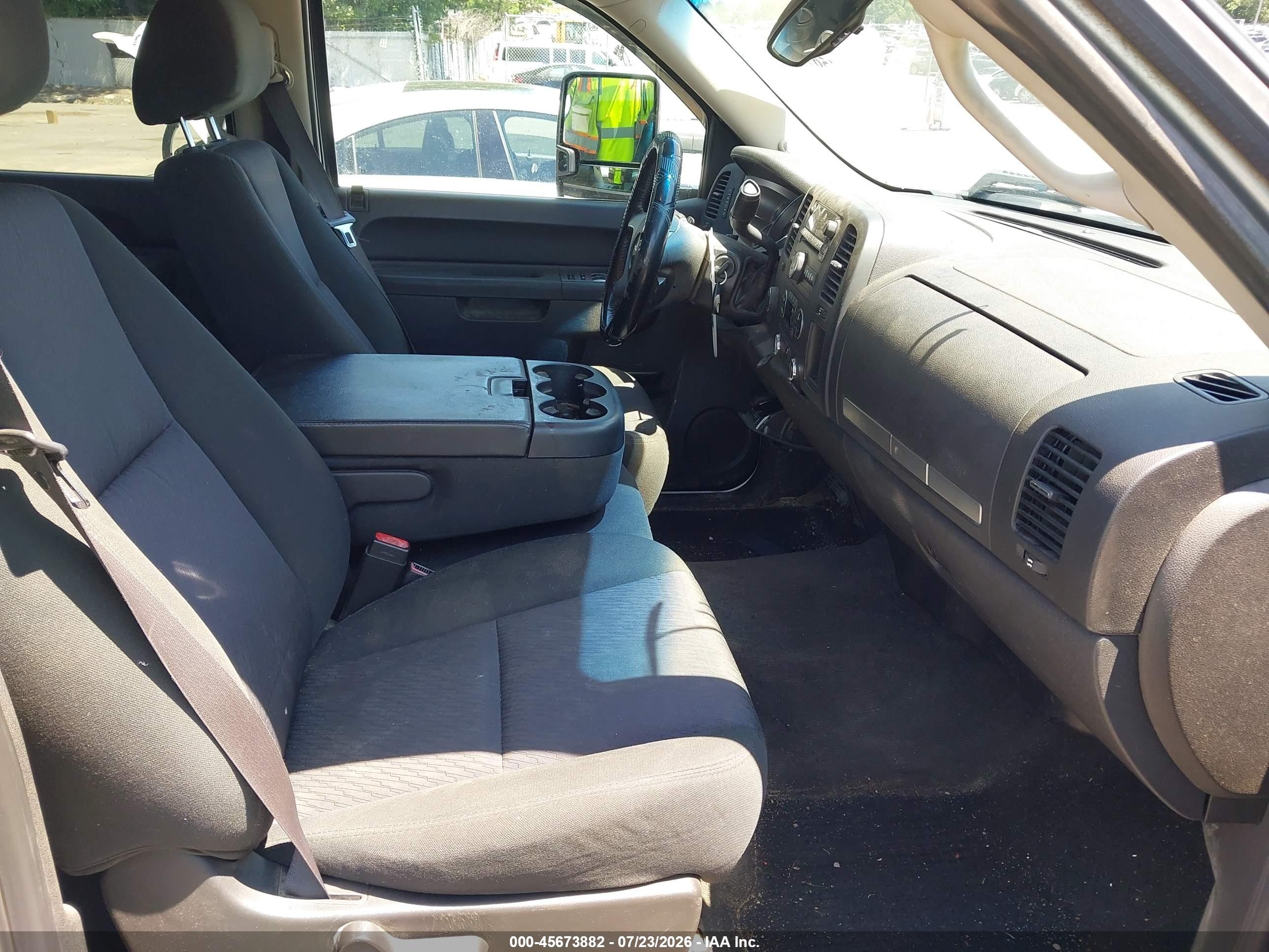 2011 Chevrolet Silverado 1500 Lt Silver vin: 3GCPKSE36BG367460