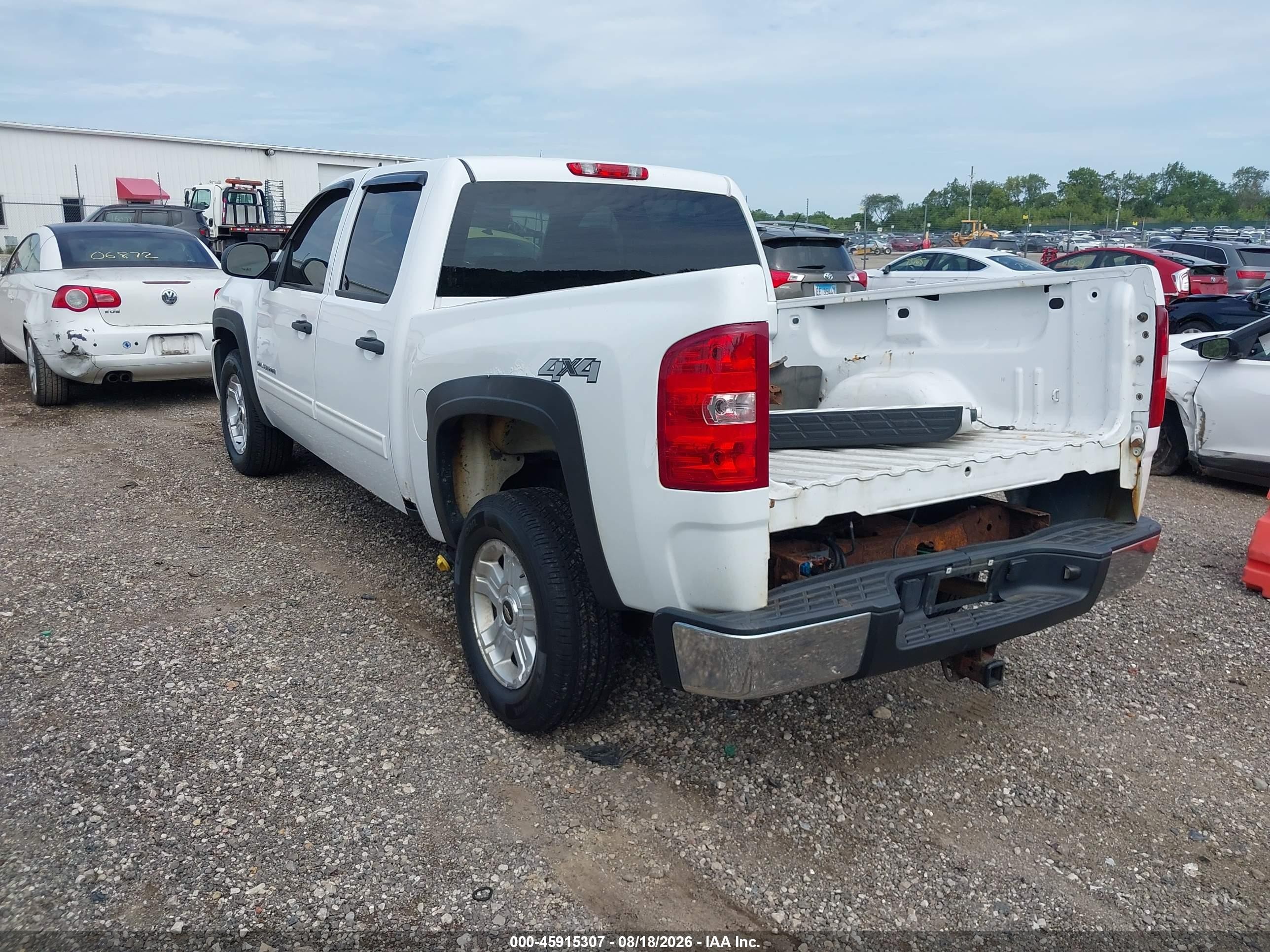 2011 Chevrolet Silverado 1500 Lt Белый vin: 3GCPKSE36BG370911