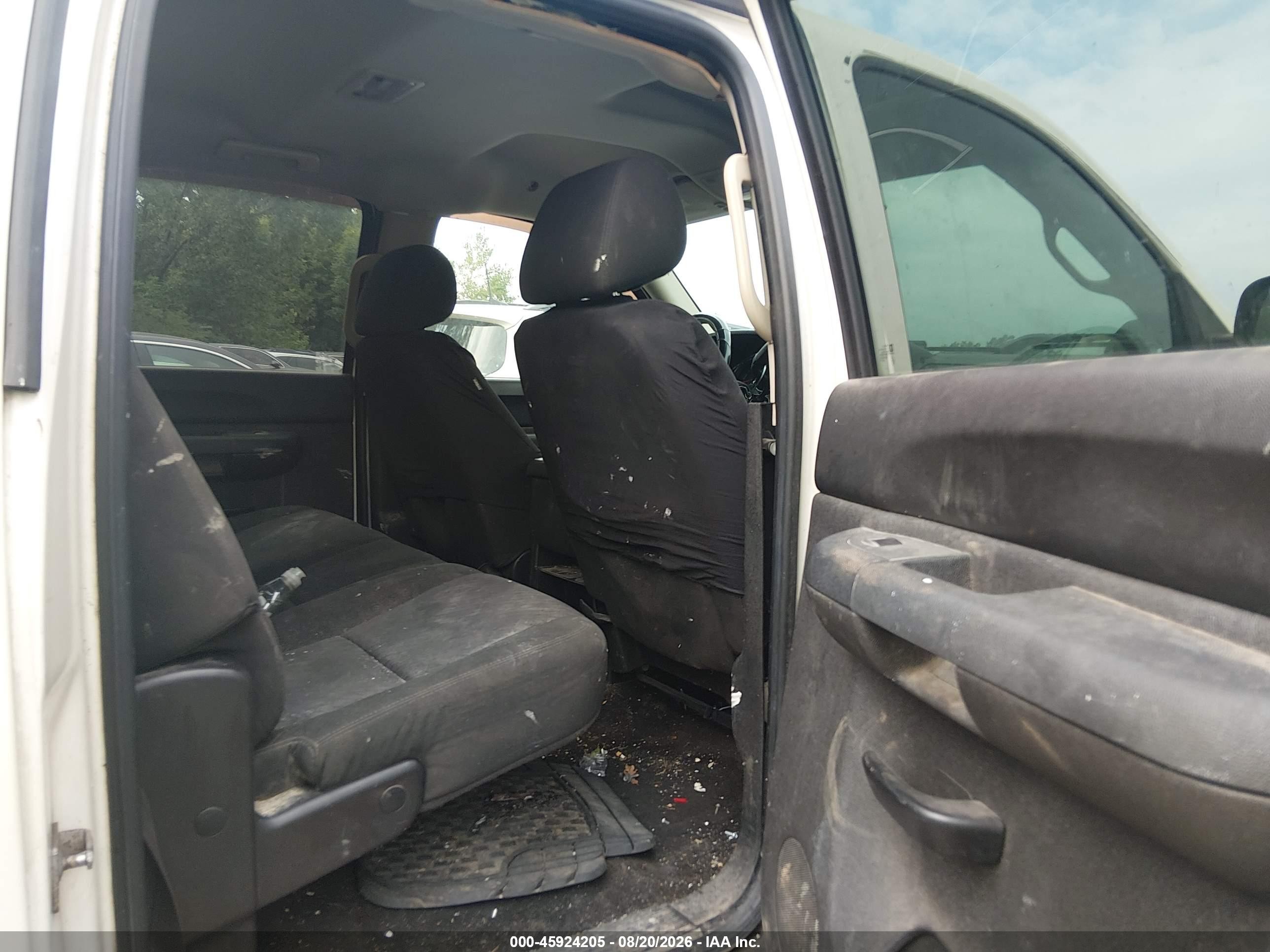 2011 Chevrolet Silverado K1500 Lt White vin: 3GCPKSE36BG393489