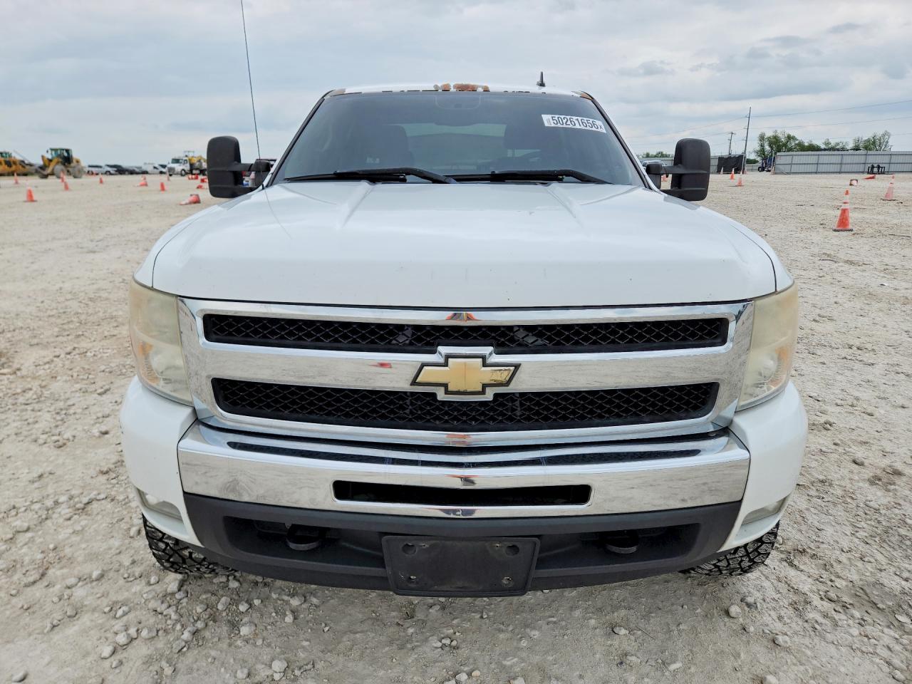2011 Chevrolet Silverado K1500 Lt White vin: 3GCPKSE37BG308353