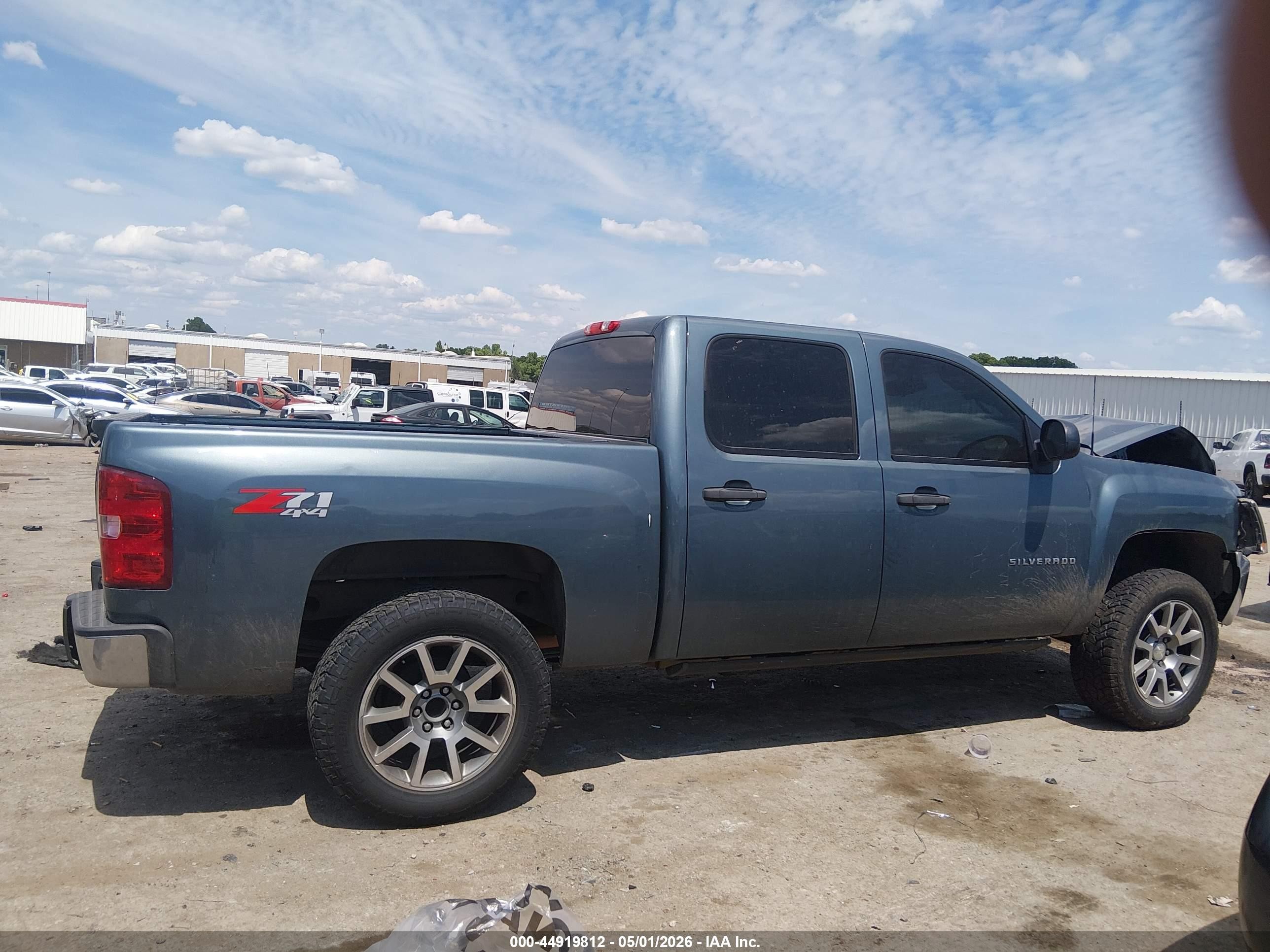 2011 Chevrolet Silverado 1500 Lt Синий vin: 3GCPKSE37BG335598