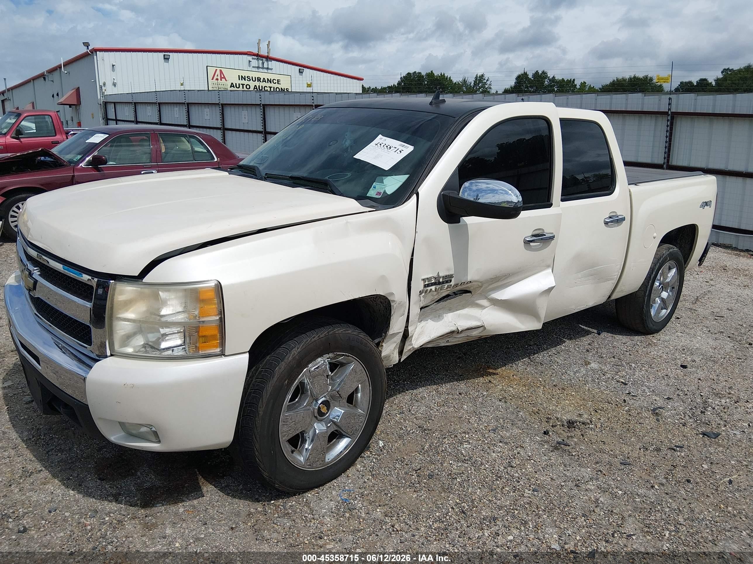 2011 Chevrolet Silverado 1500 Lt White vin: 3GCPKSE37BG402183