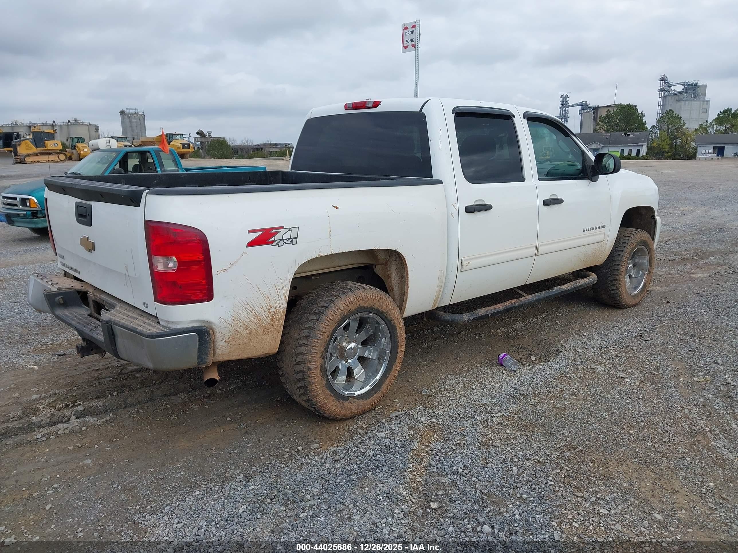 2011 Chevrolet Silverado 1500 Lt White vin: 3GCPKSE38BG213347