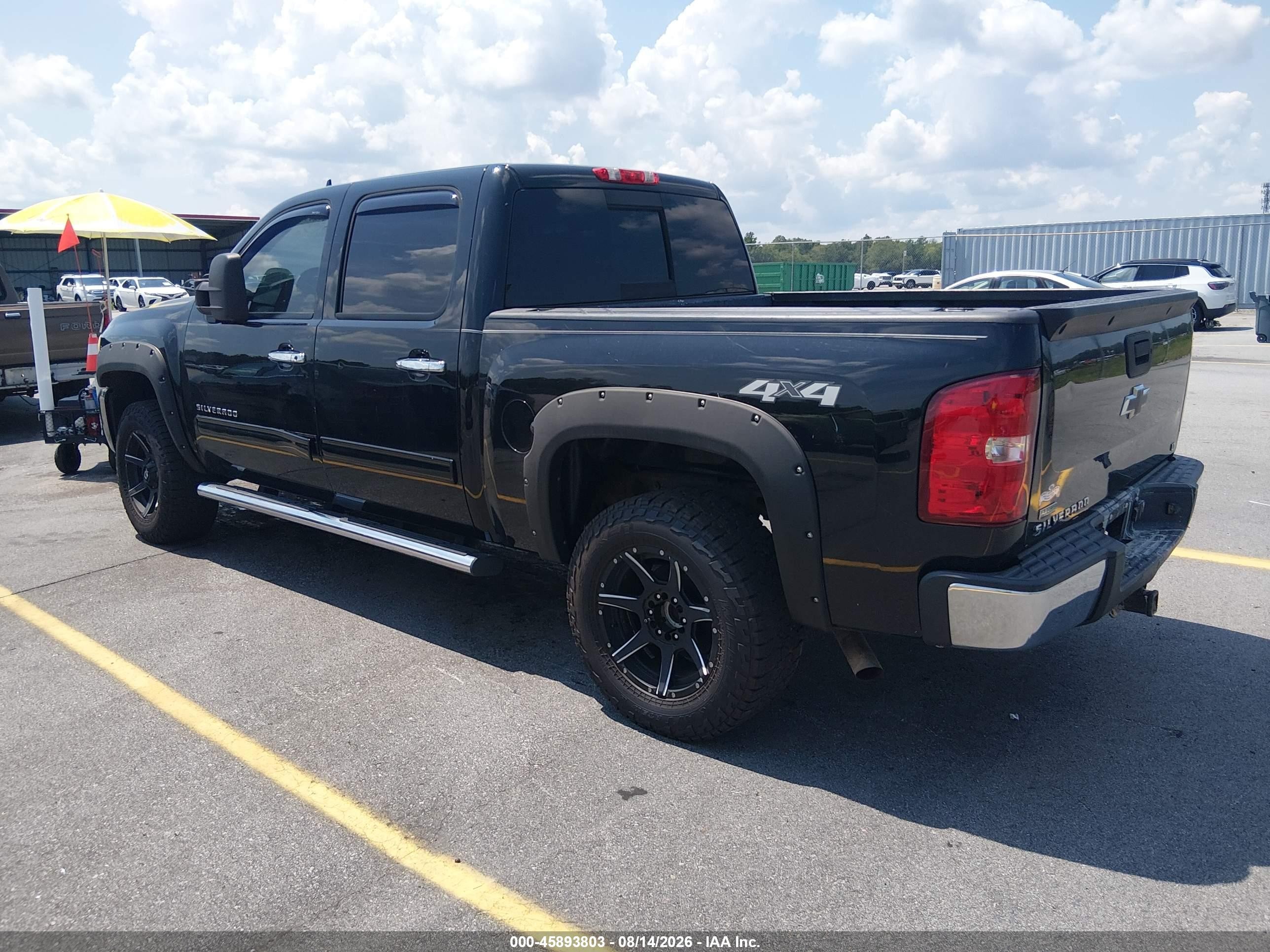 2011 Chevrolet Silverado 1500 Lt Черный vin: 3GCPKSE38BG341149