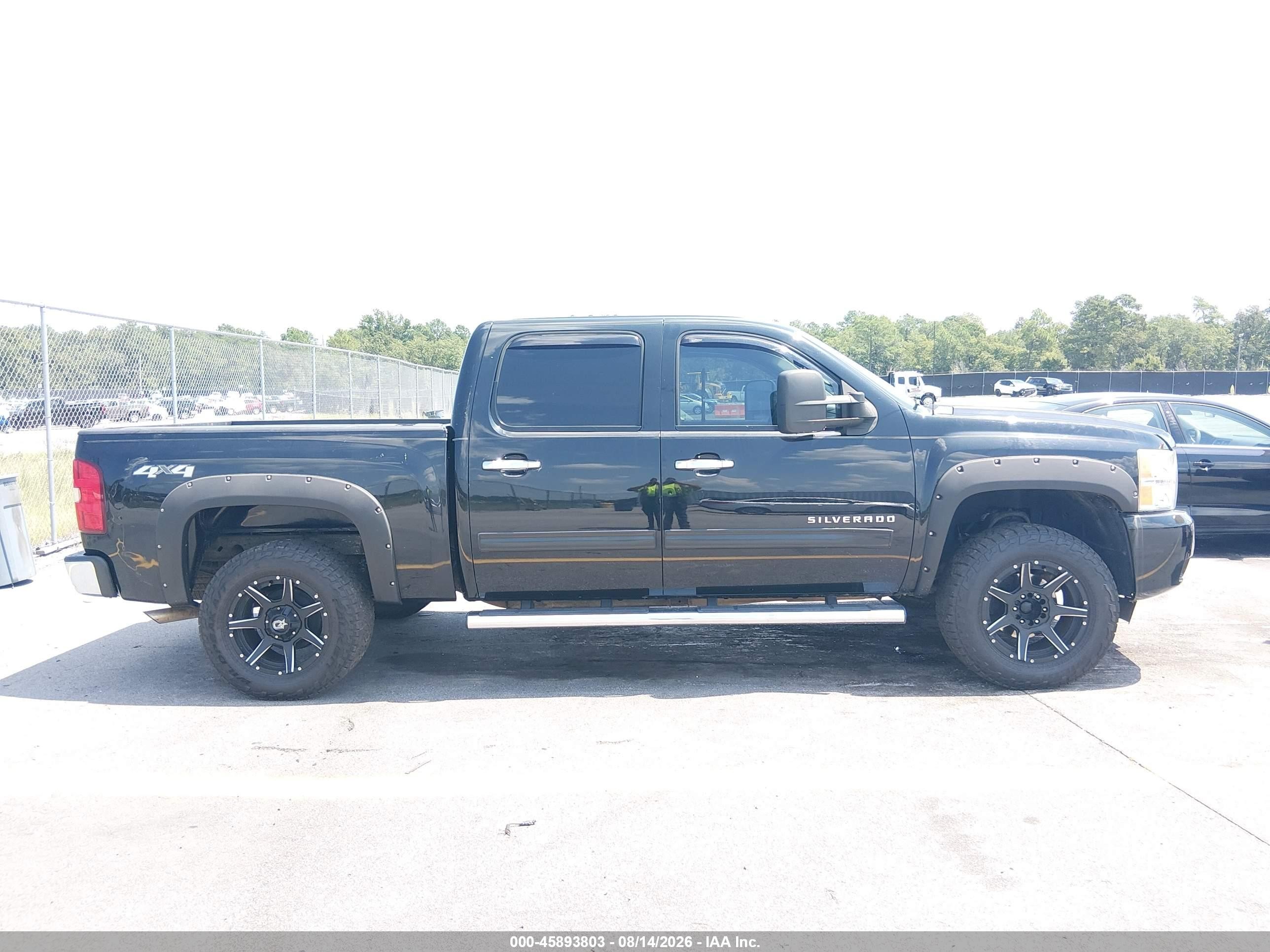 2011 Chevrolet Silverado 1500 Lt Черный vin: 3GCPKSE38BG341149