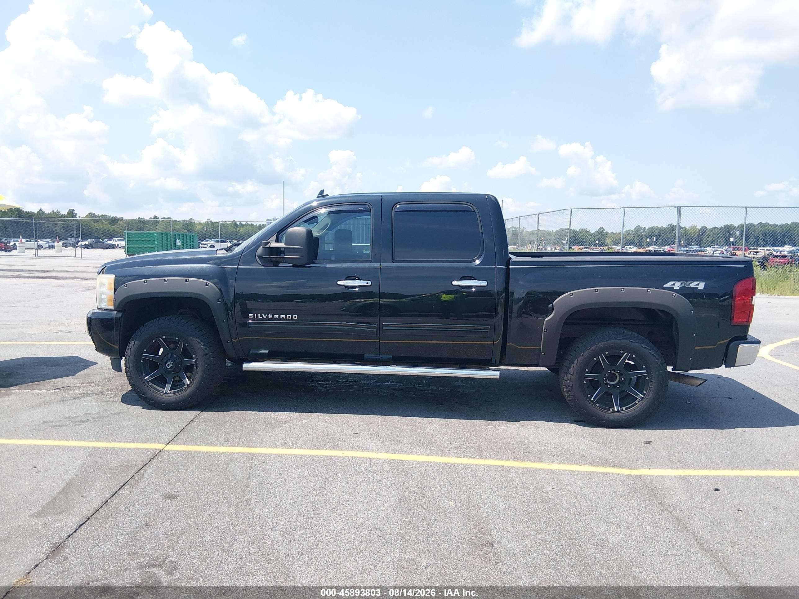 2011 Chevrolet Silverado 1500 Lt Черный vin: 3GCPKSE38BG341149