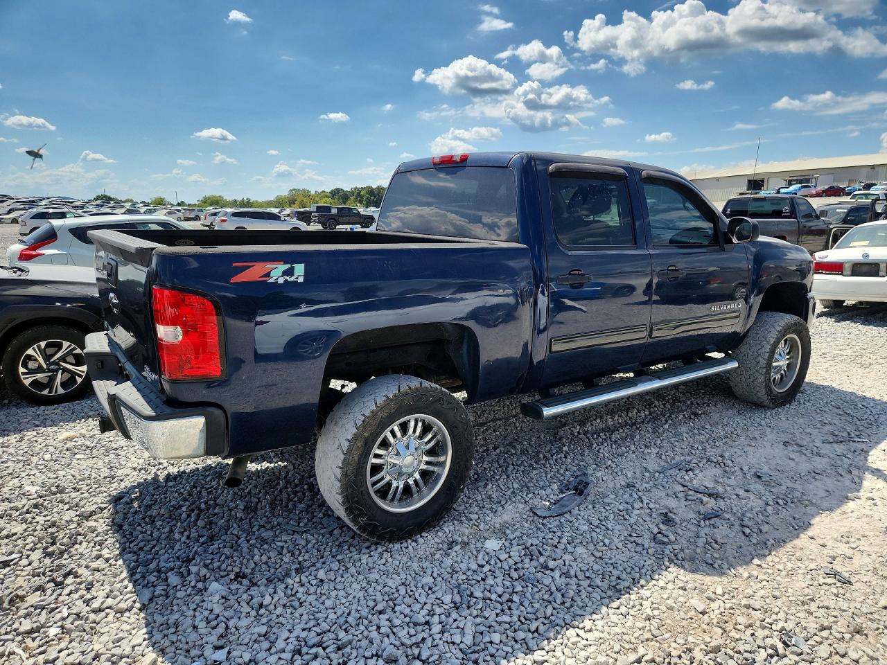 2011 Chevrolet Silverado K1500 Lt Синий vin: 3GCPKSE39BG138979