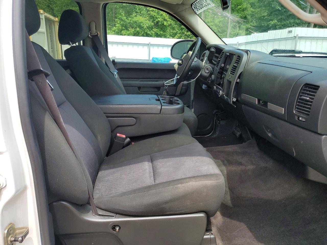 2011 Chevrolet Silverado K1500 Lt White vin: 3GCPKSE39BG151098