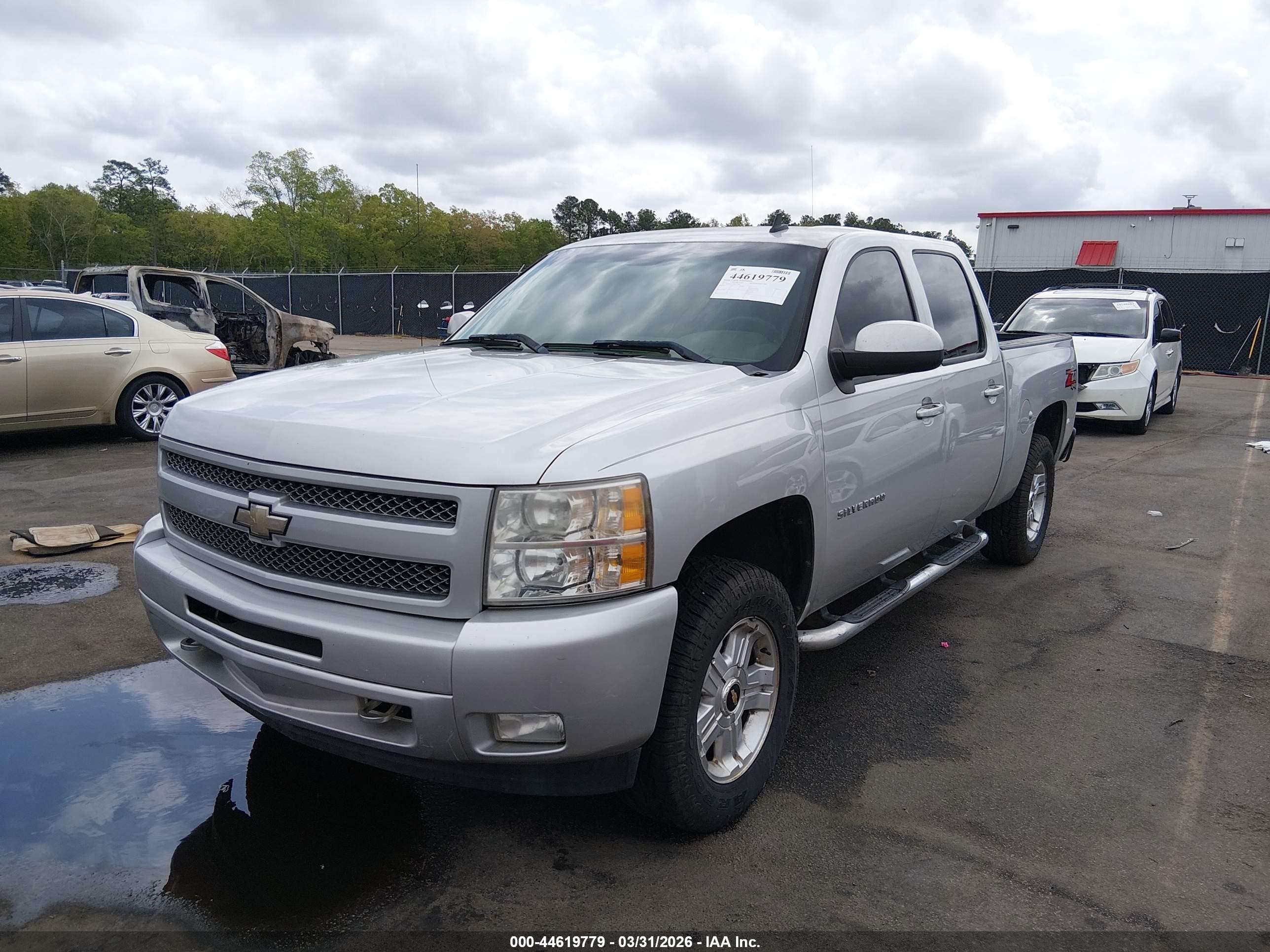 2011 Chevrolet Silverado 1500 Lt Серебряный vin: 3GCPKSE39BG173487