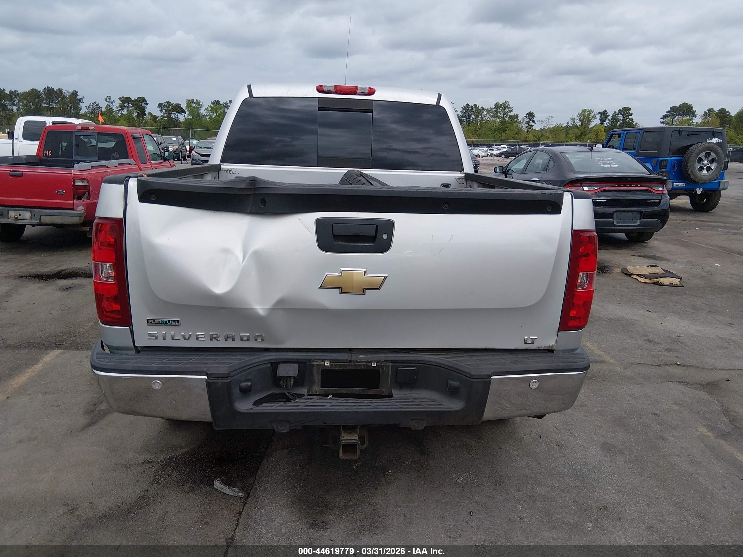 2011 Chevrolet Silverado 1500 Lt Серебряный vin: 3GCPKSE39BG173487
