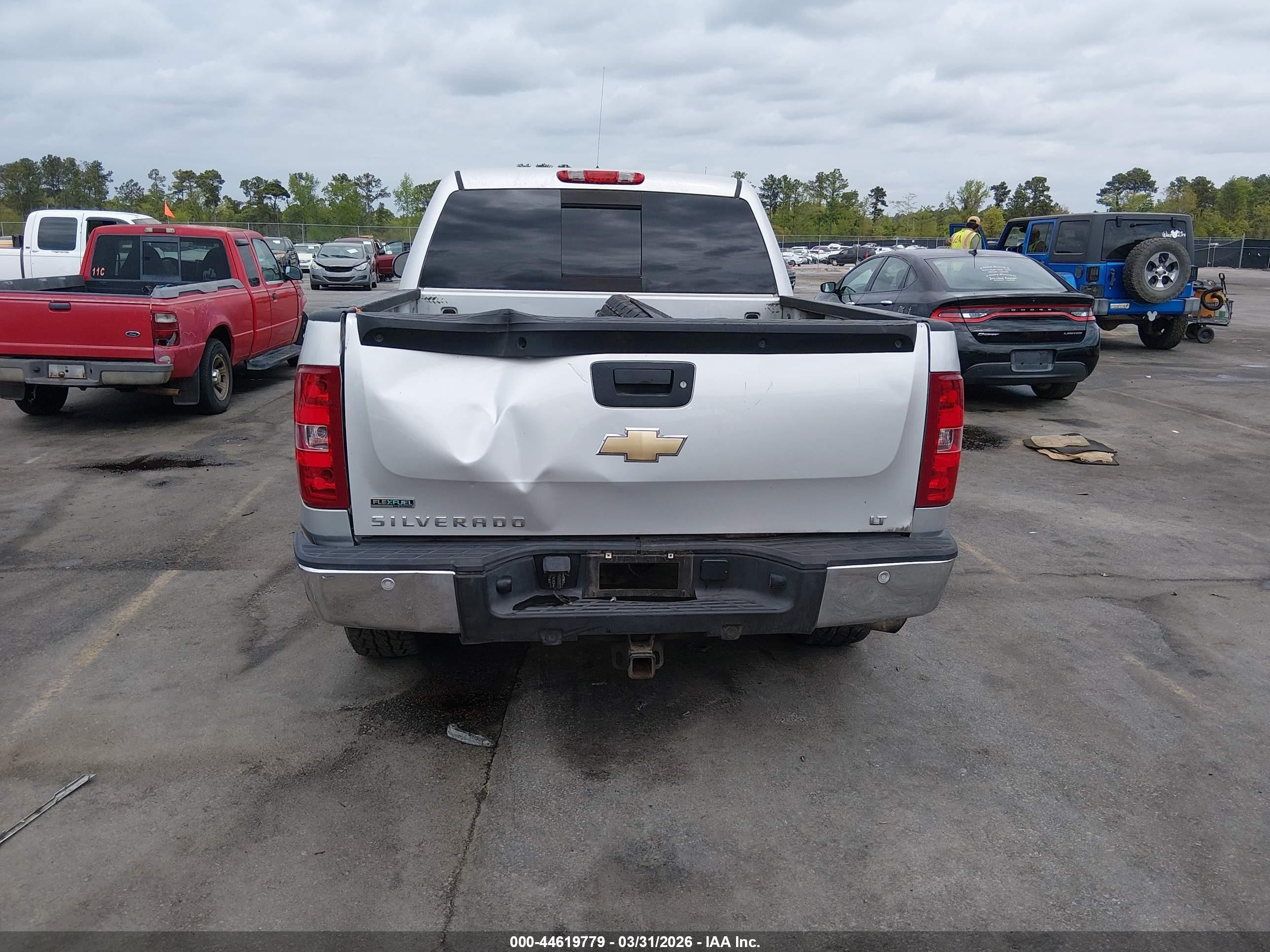 2011 Chevrolet Silverado 1500 Lt Серебряный vin: 3GCPKSE39BG173487