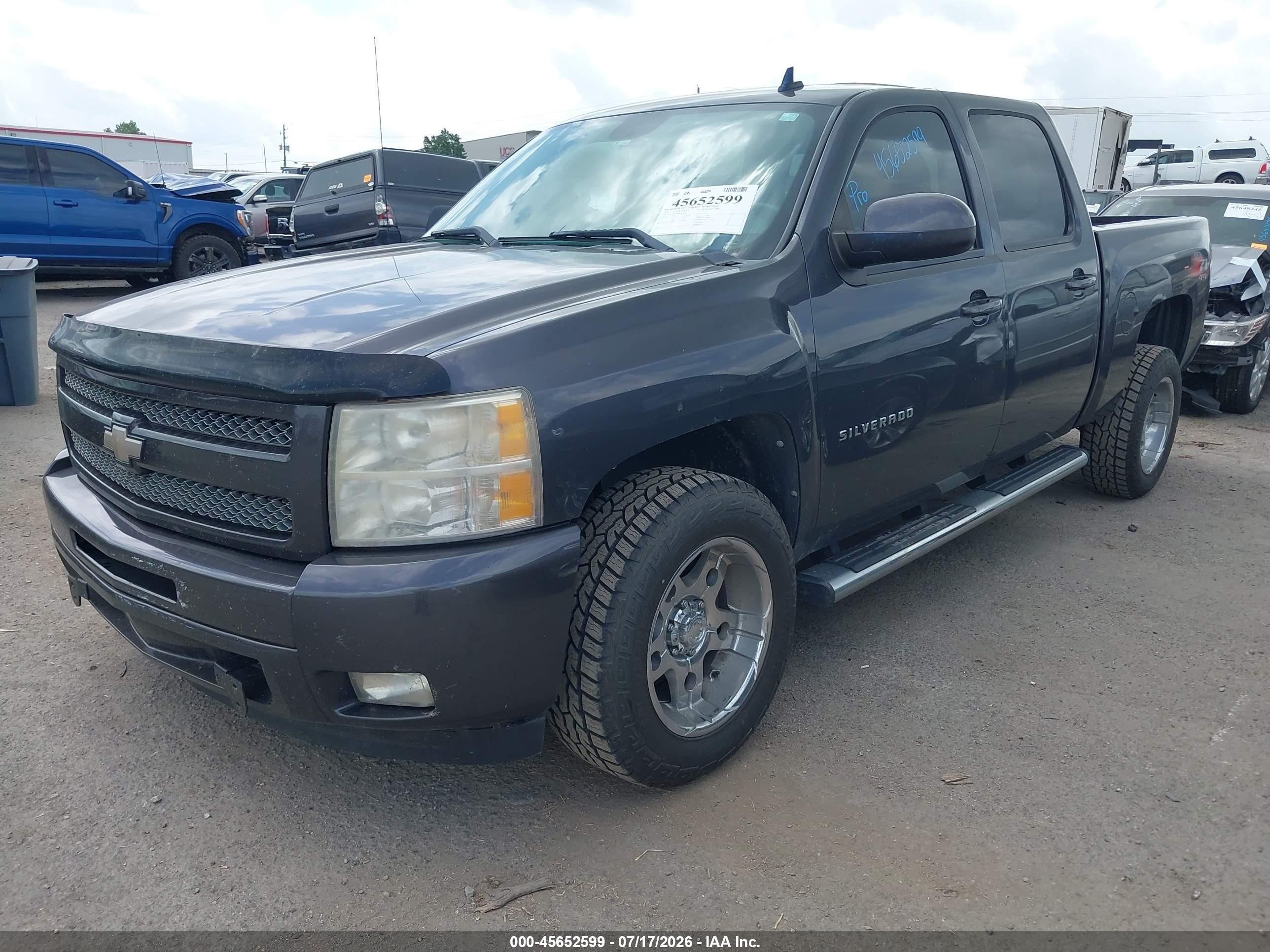 2011 Chevrolet Silverado 1500 Lt Серый vin: 3GCPKSE39BG203099