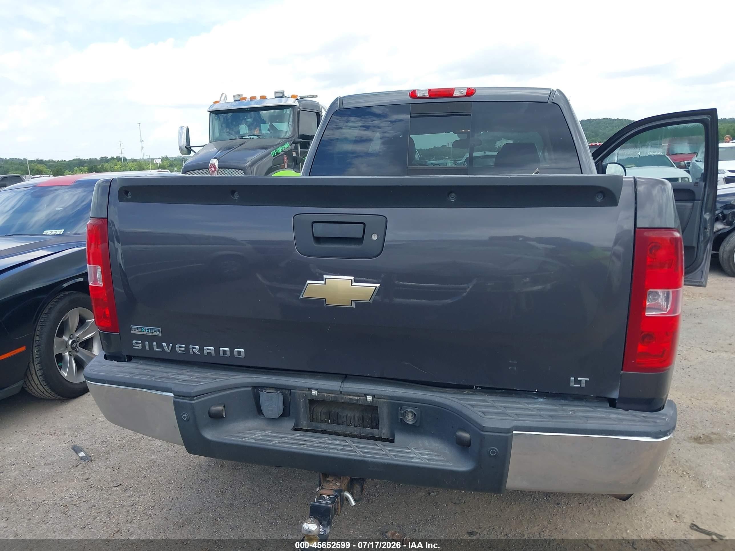 2011 Chevrolet Silverado 1500 Lt Серый vin: 3GCPKSE39BG203099