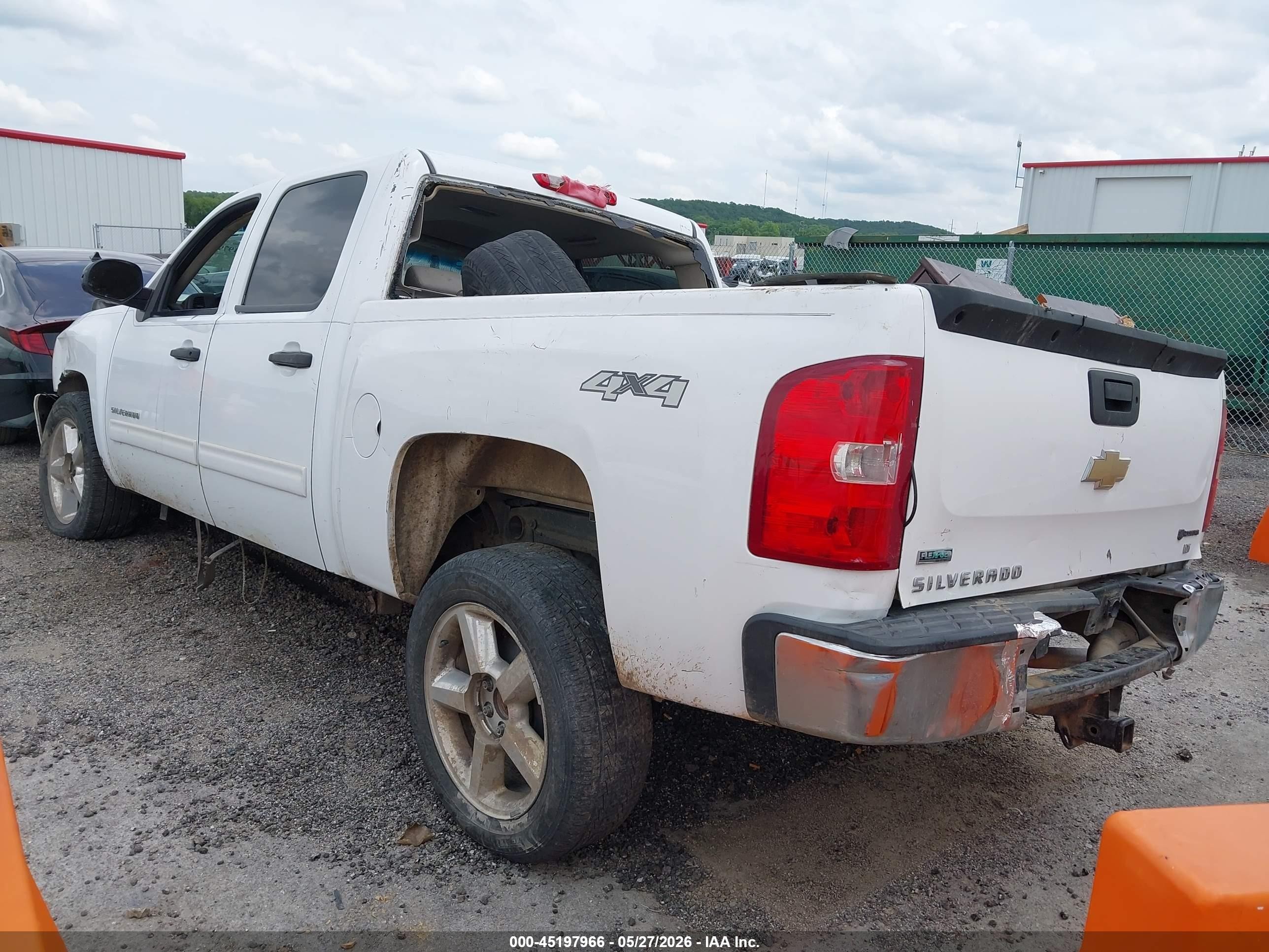 2011 Chevrolet Silverado 1500 Lt White vin: 3GCPKSE39BG250715